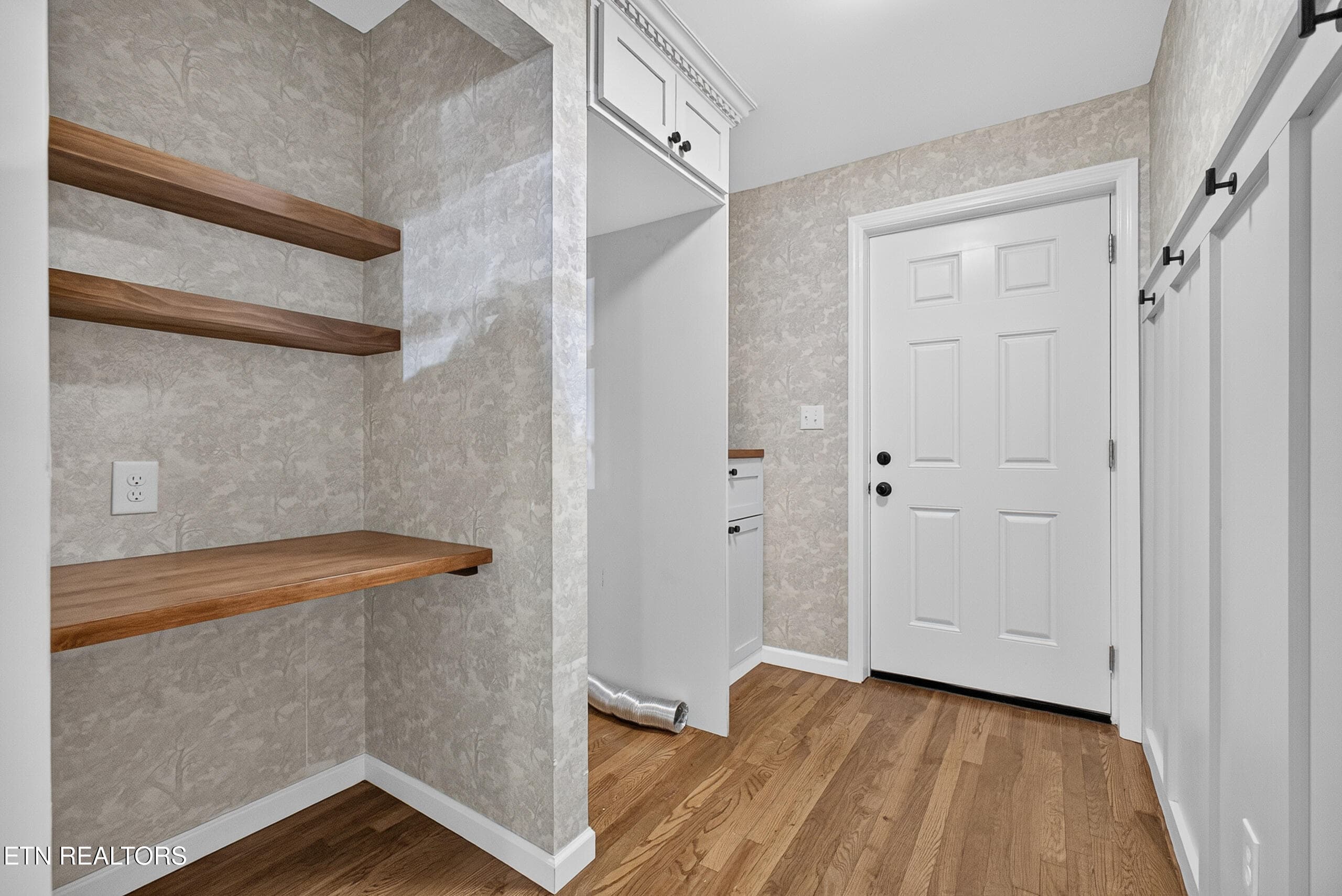 LB1A3034 - 102 Poplar Rd, Oak Ridge, TN 37830