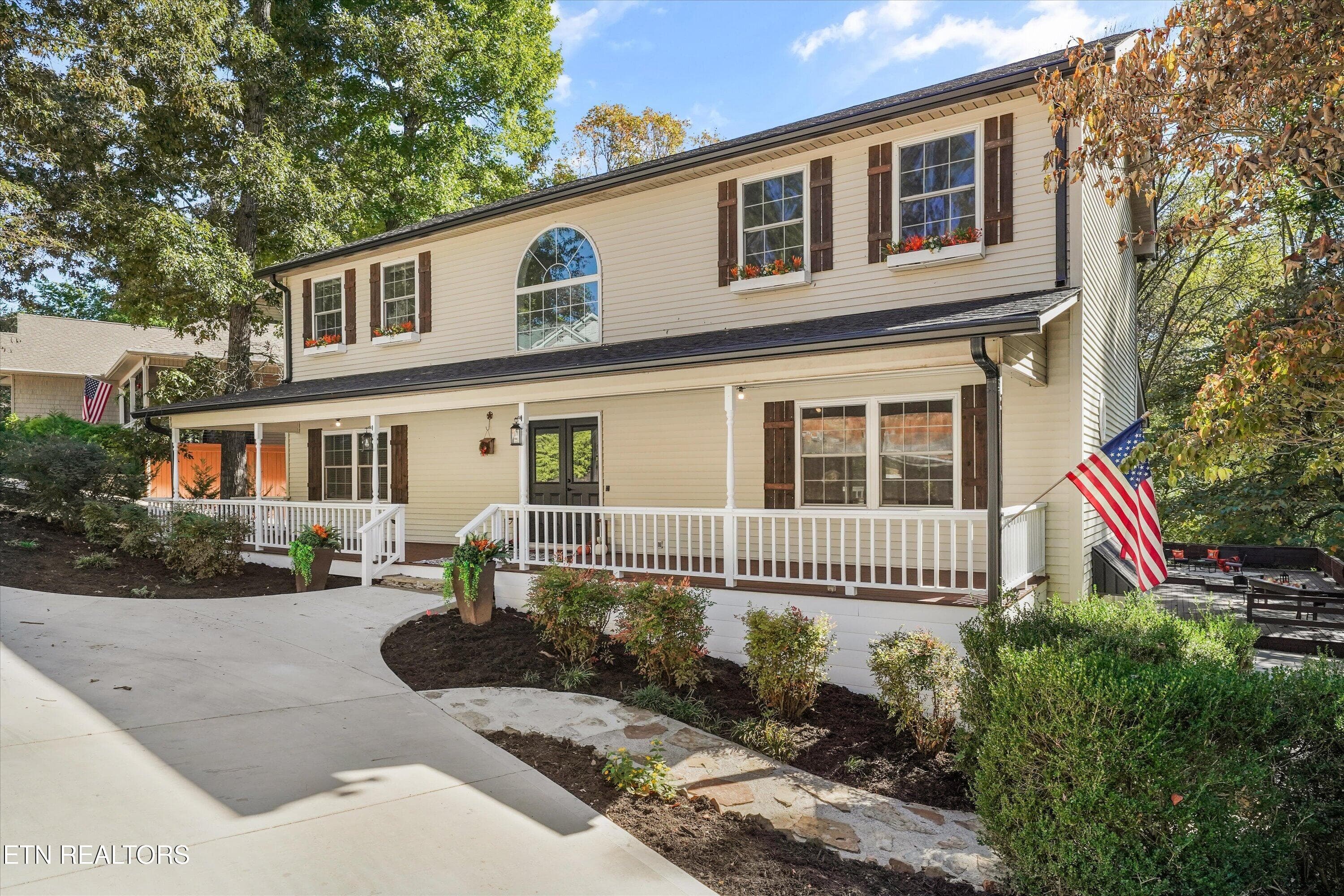 168 Kawga Way, Loudon, TN 37774