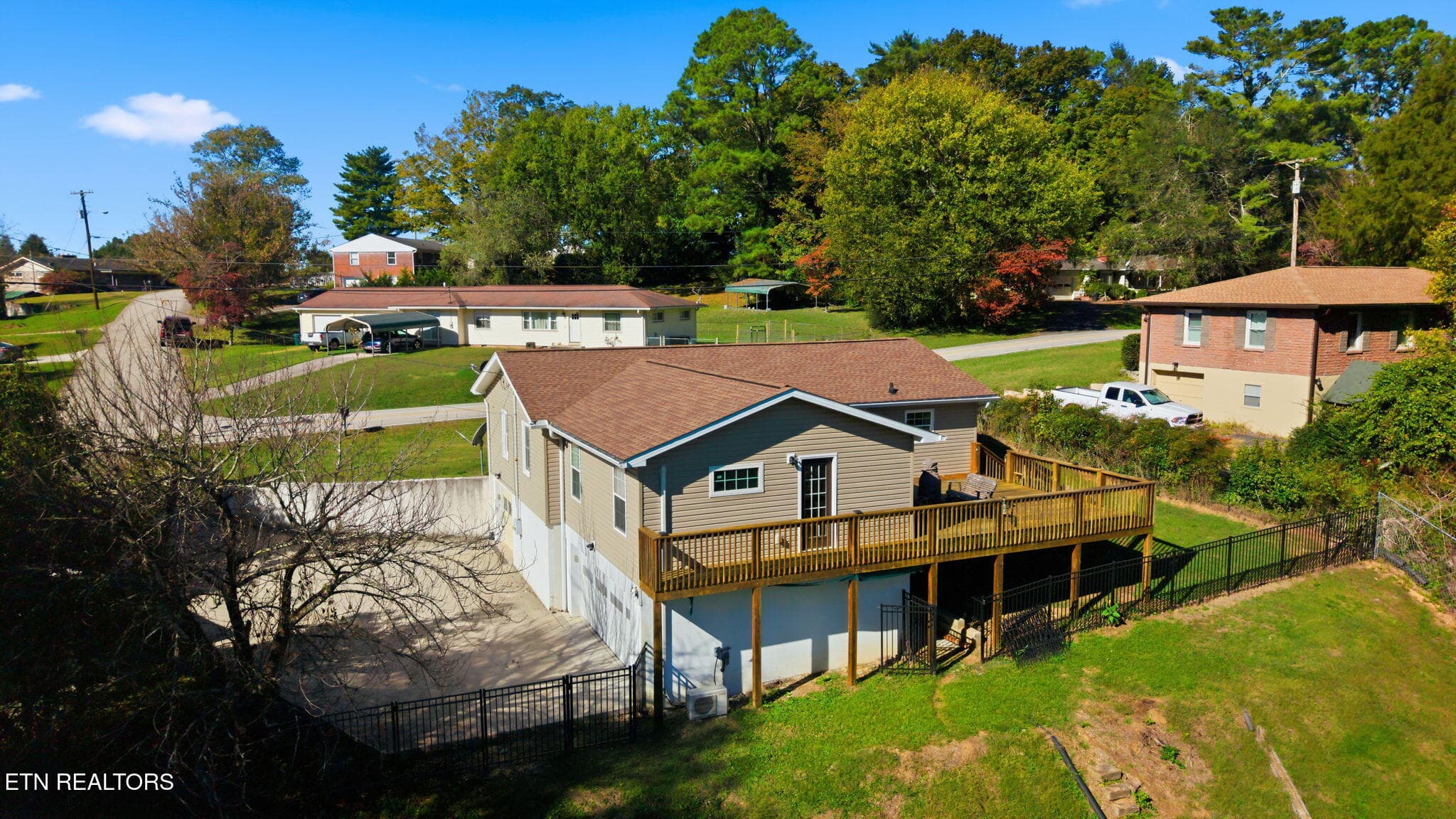Back of House View - 804 Patton Ferry Rd, Kingston, TN 37763
