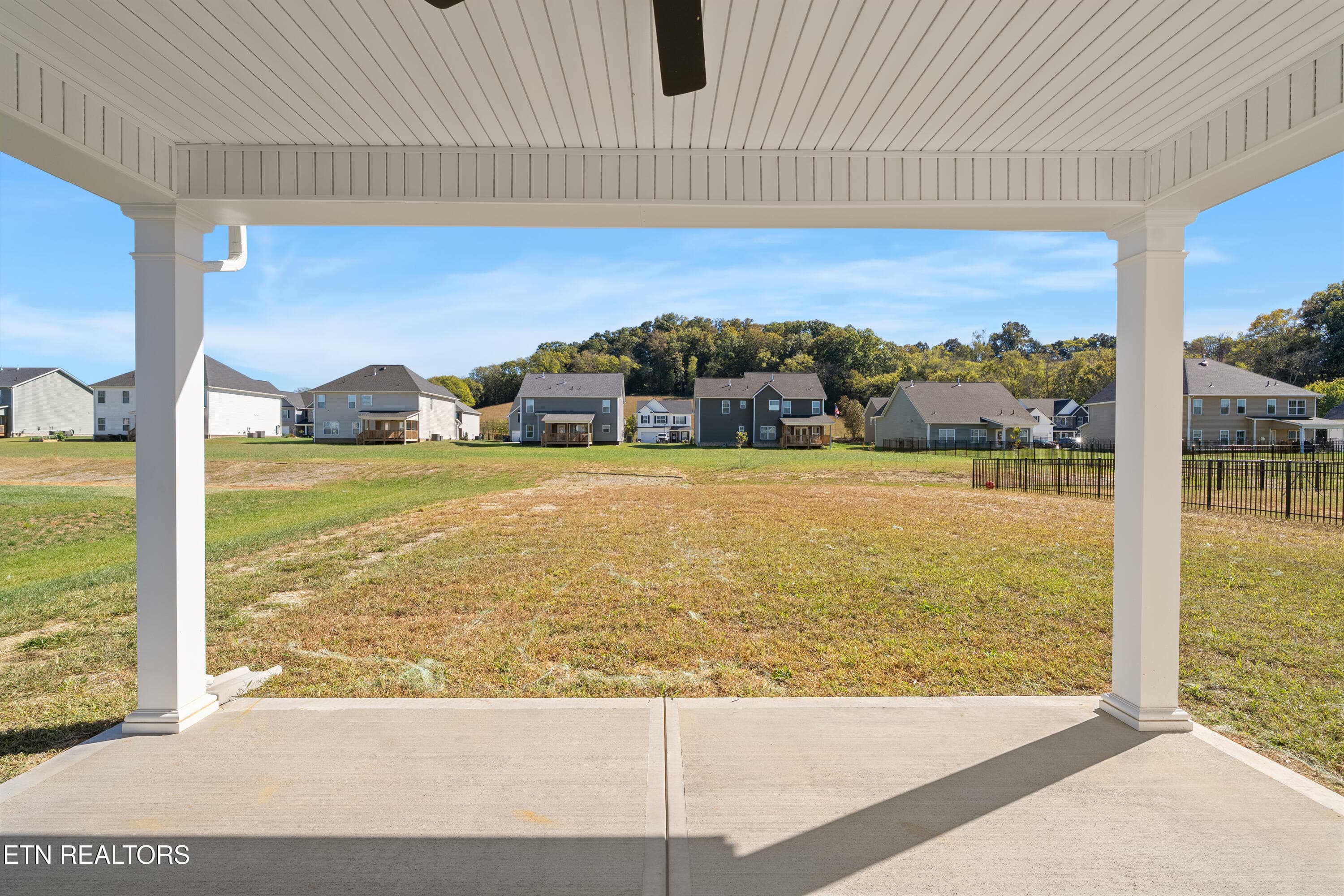 DSC00637 - 2345 Tributary Drive, Sevierville, TN 37876