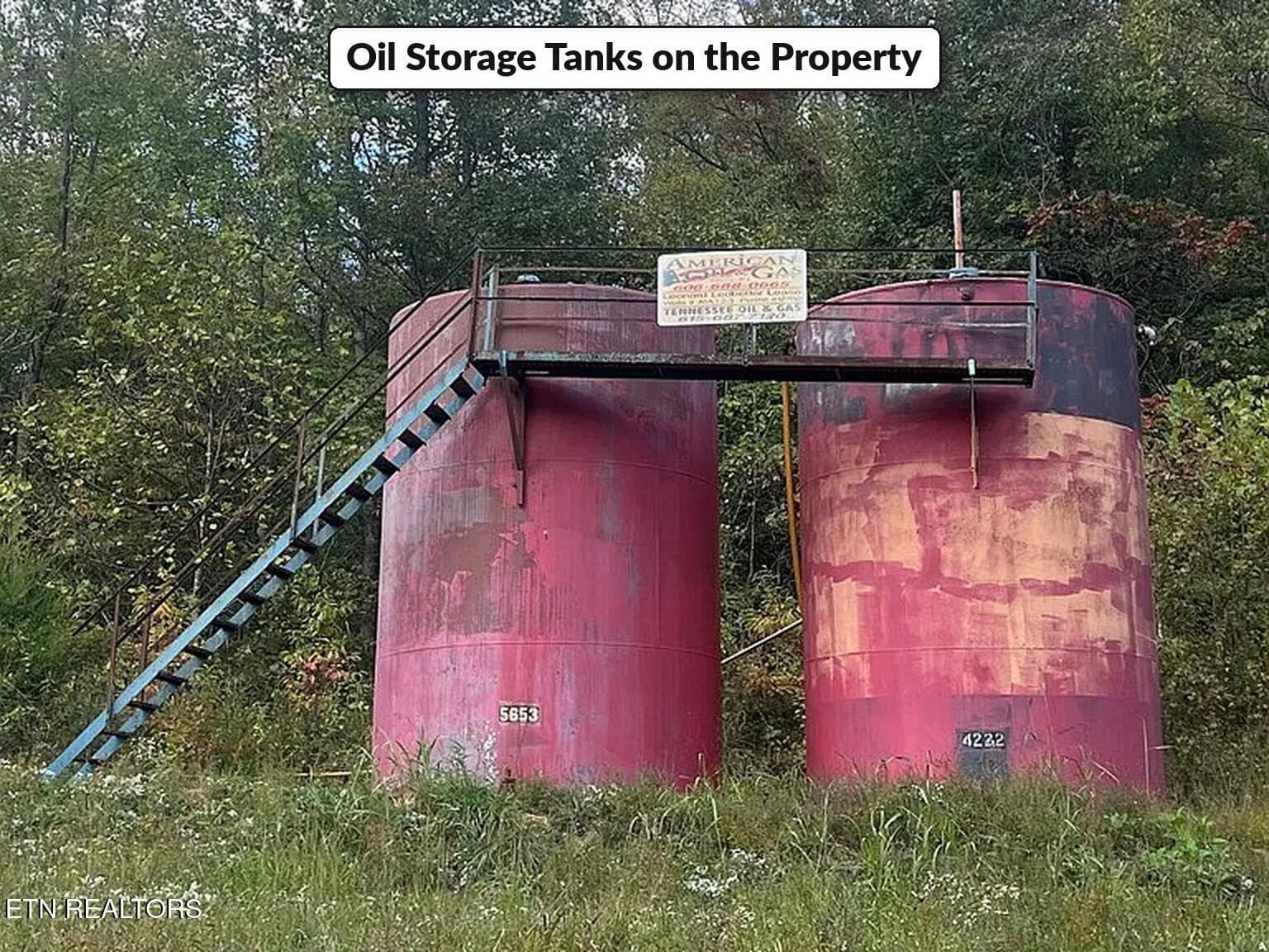 Puncheon_Creek_14_Oil_Storage_Tanks - 00 Puncheon Creek Lane, Allred, TN 38542