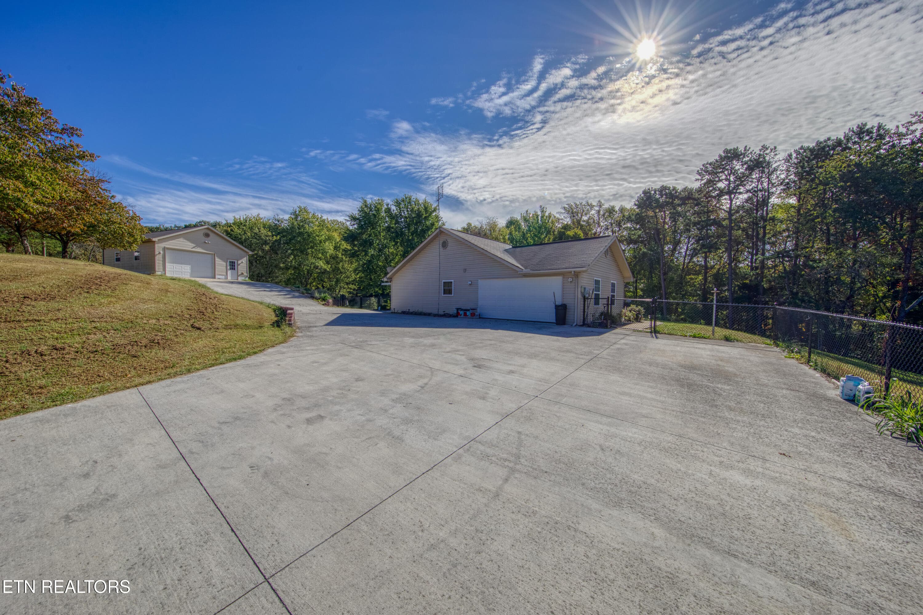 0H3A8151_40 - 1733 Oakdale Drive, Dandridge, TN 37725