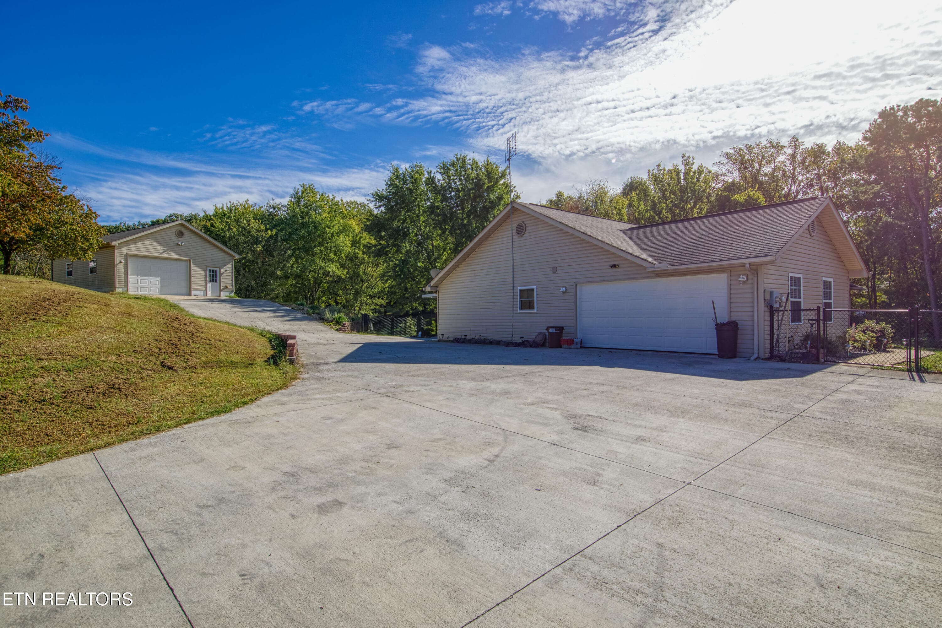 0H3A8155_41 - 1733 Oakdale Drive, Dandridge, TN 37725