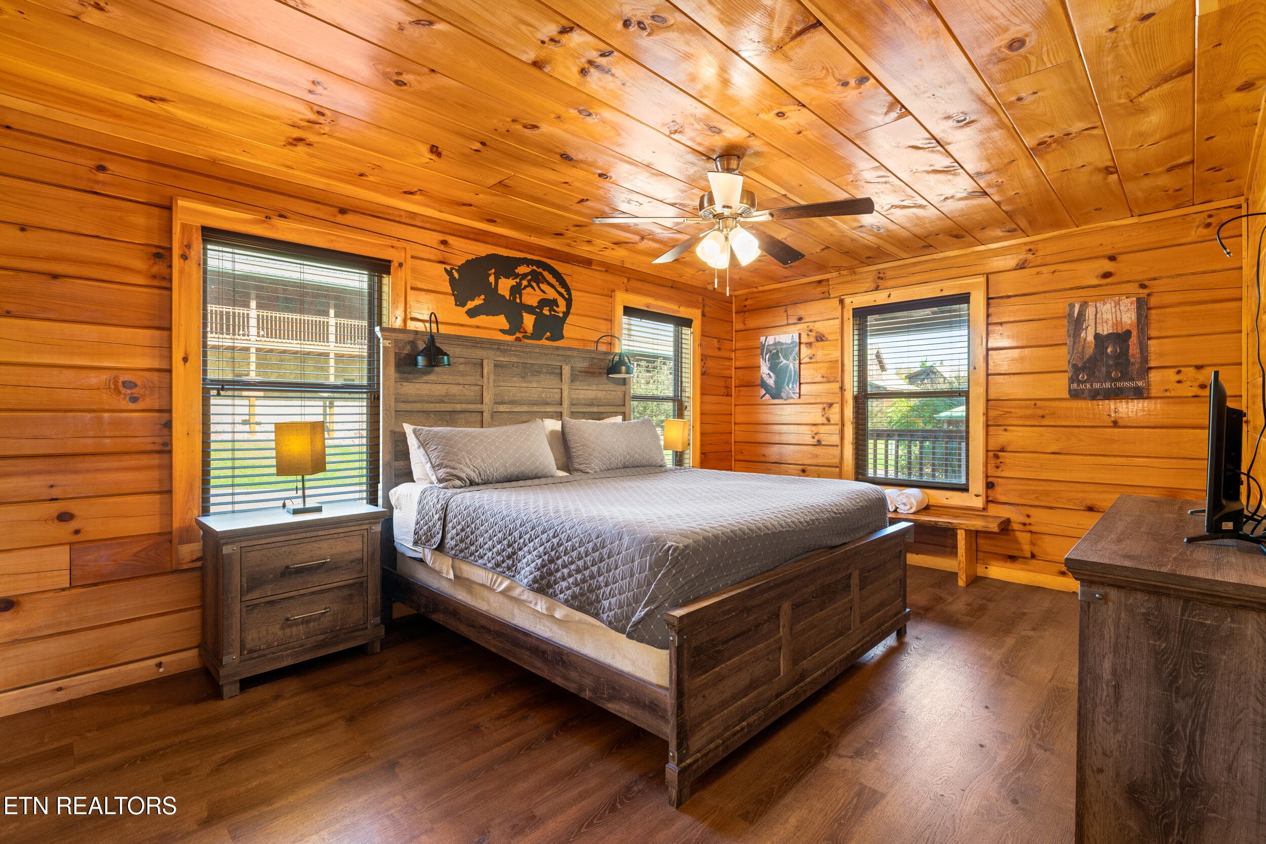 015 - 531 Blackberry Ridge Way, Pigeon Forge, TN 37863