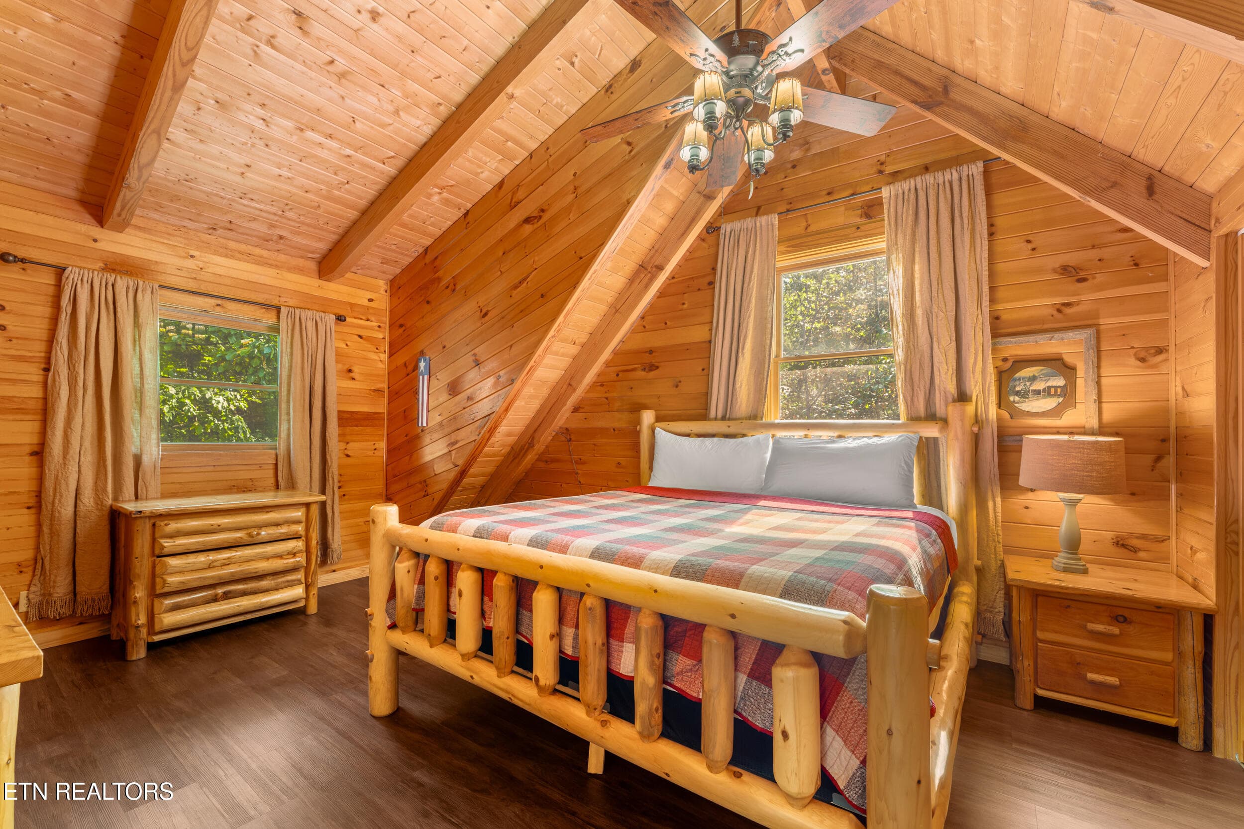 018 - 3831 Glenview Way, Sevierville, TN 37862