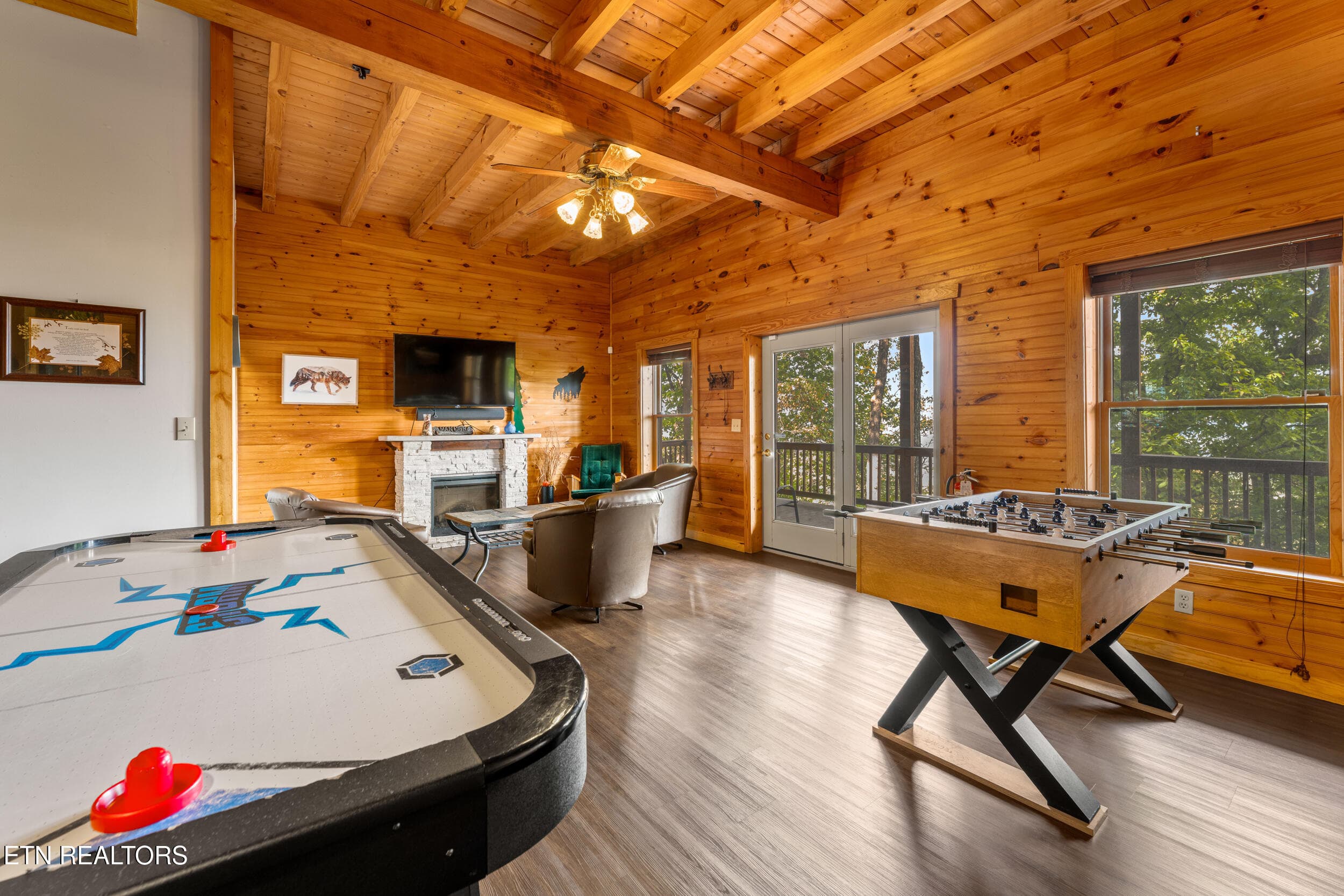 021 - 3831 Glenview Way, Sevierville, TN 37862