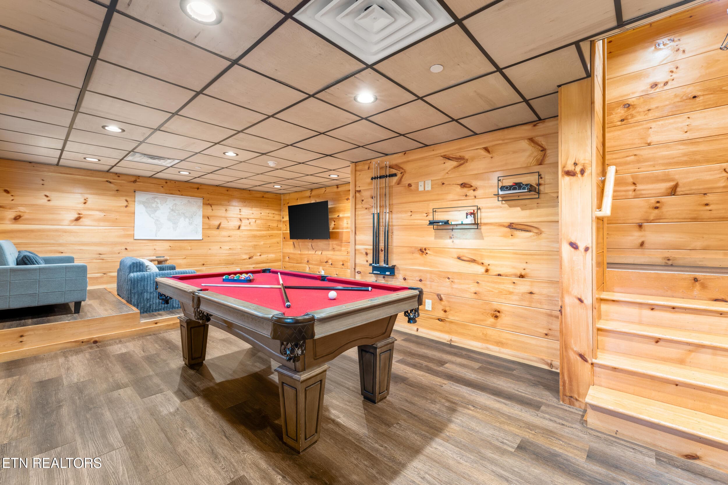 016 - 813 String Run Way St, Pigeon Forge, TN 37863