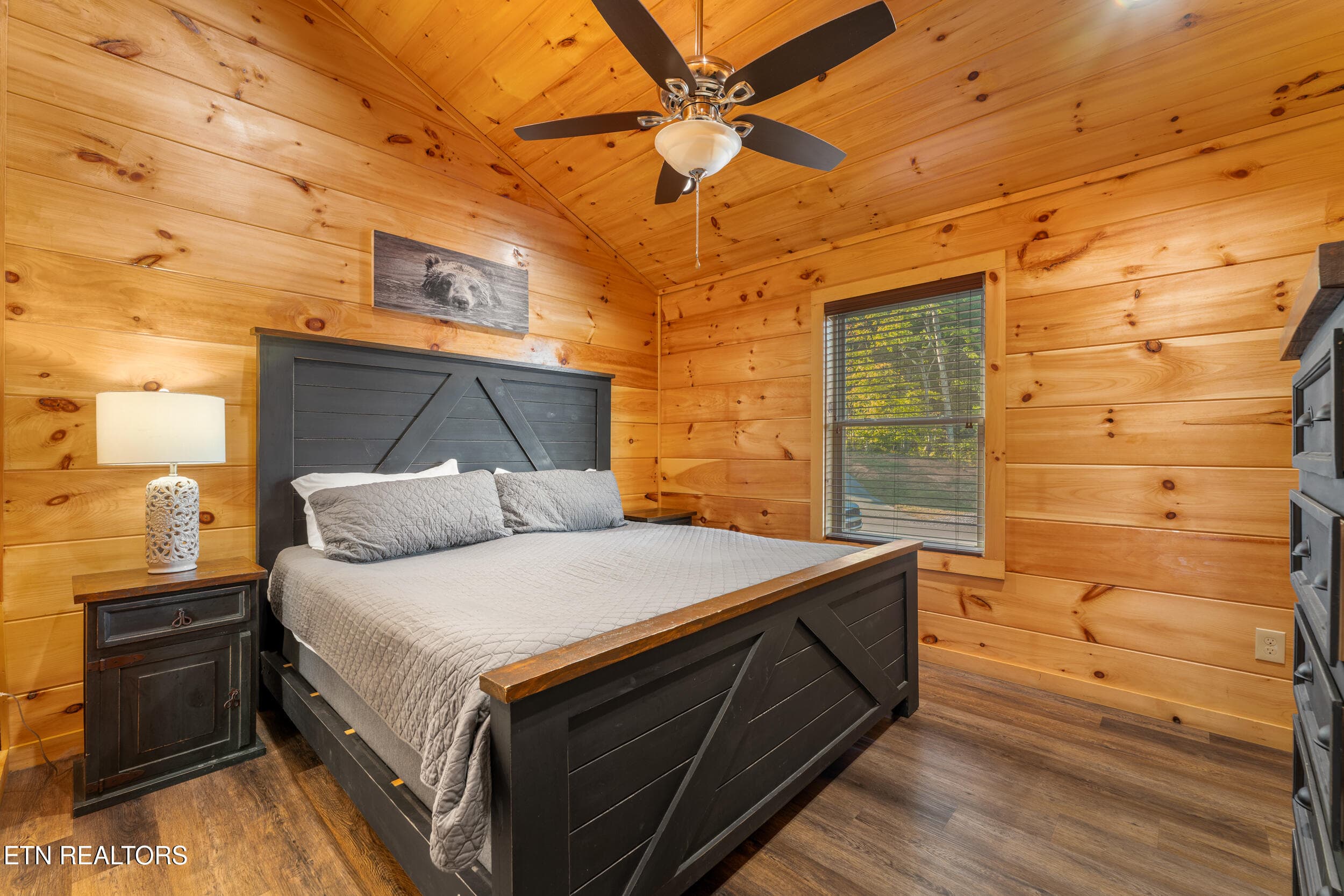 019 - 813 String Run Way St, Pigeon Forge, TN 37863