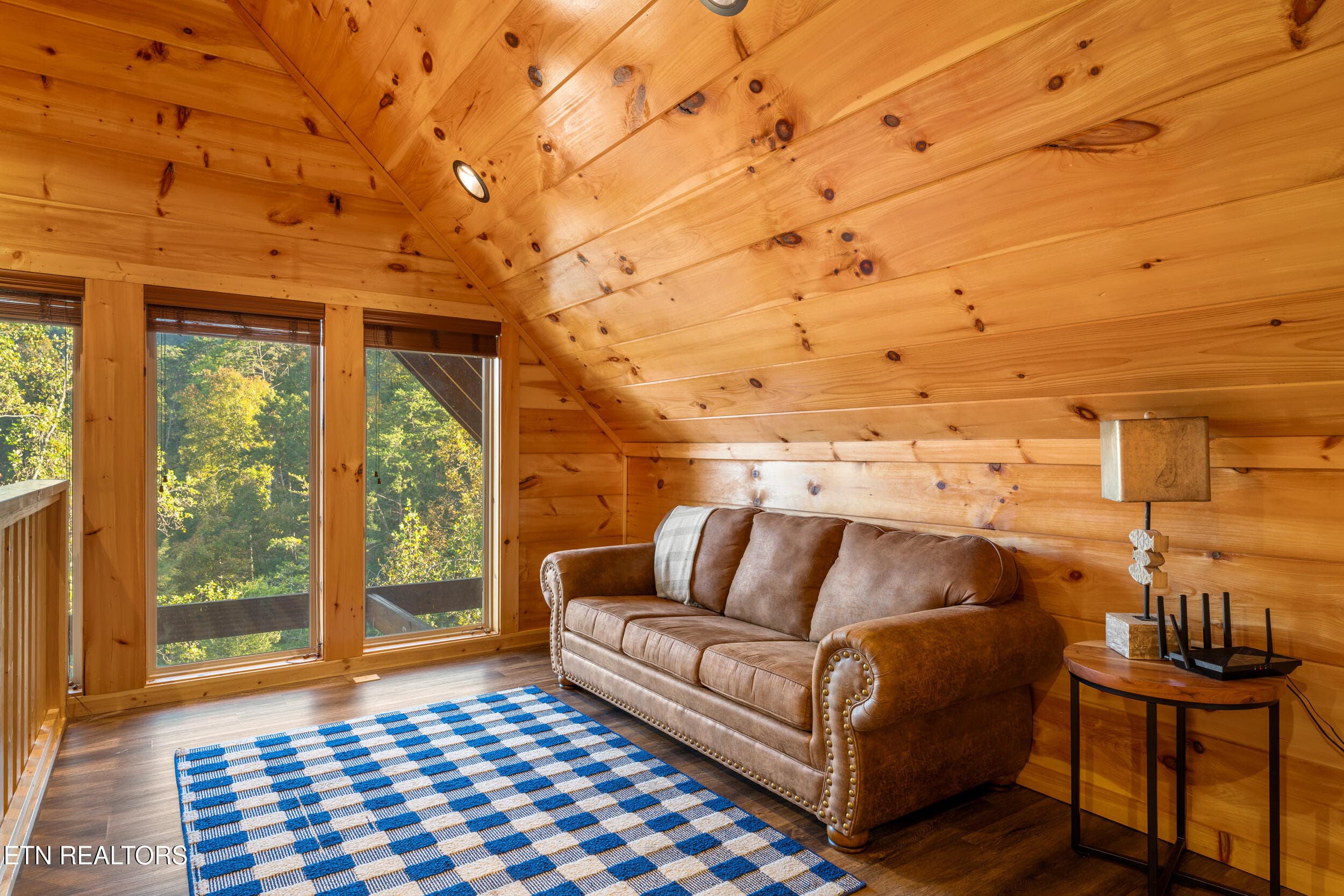 022 - 813 String Run Way St, Pigeon Forge, TN 37863