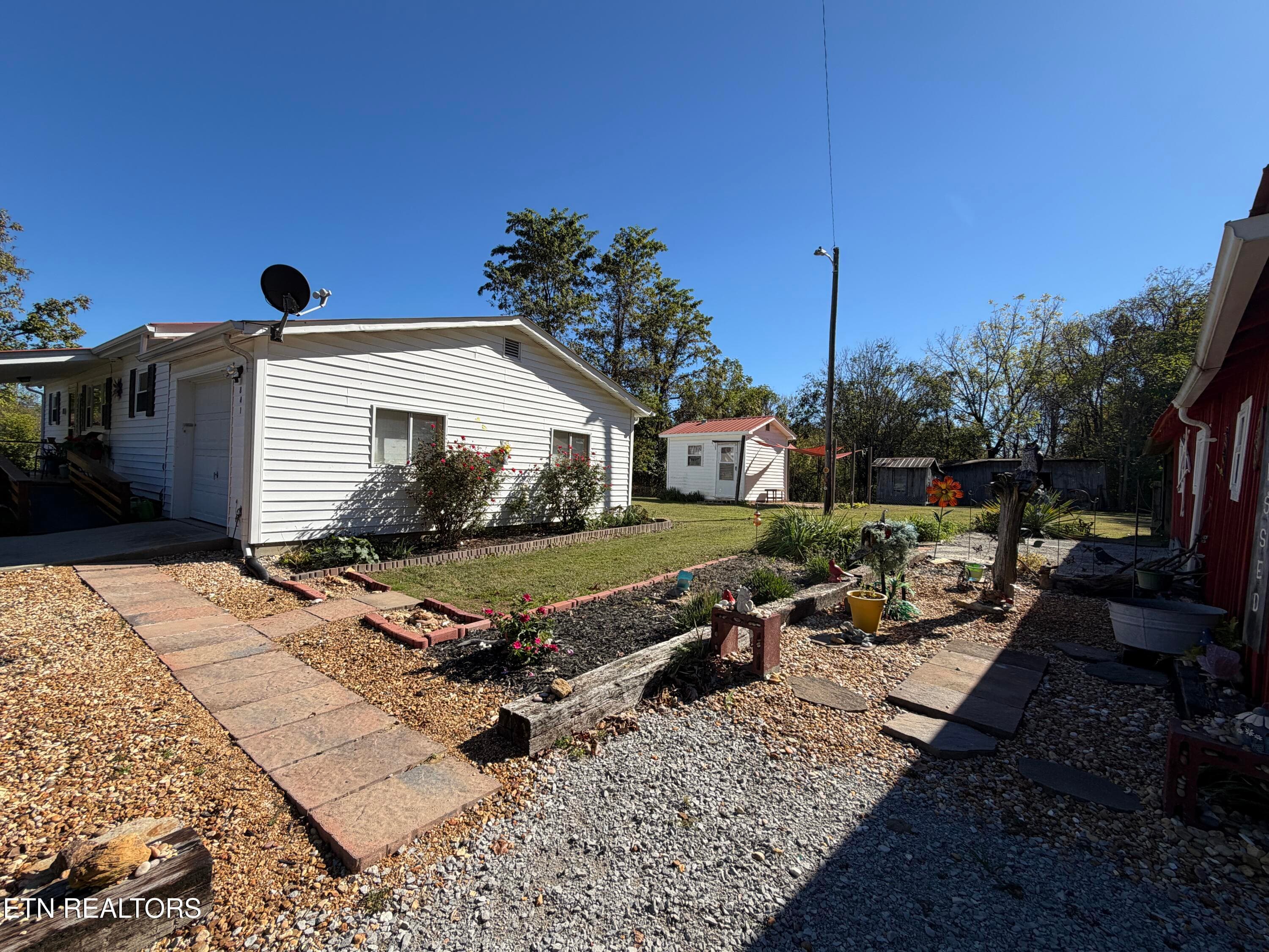 IMG_1903 - 841 Yellow Cliff Rd, Jamestown, TN 38556