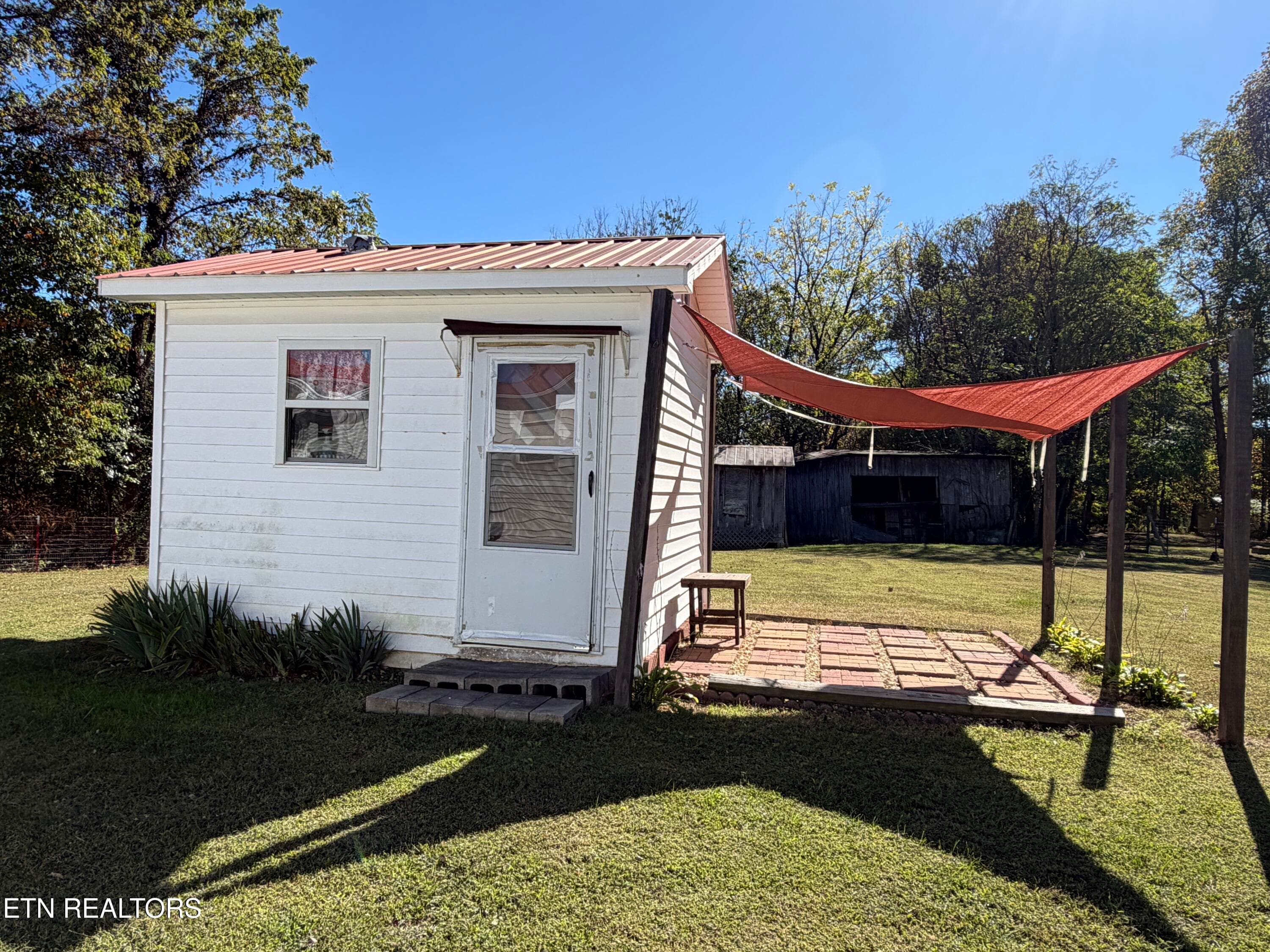 IMG_1896 - 841 Yellow Cliff Rd, Jamestown, TN 38556