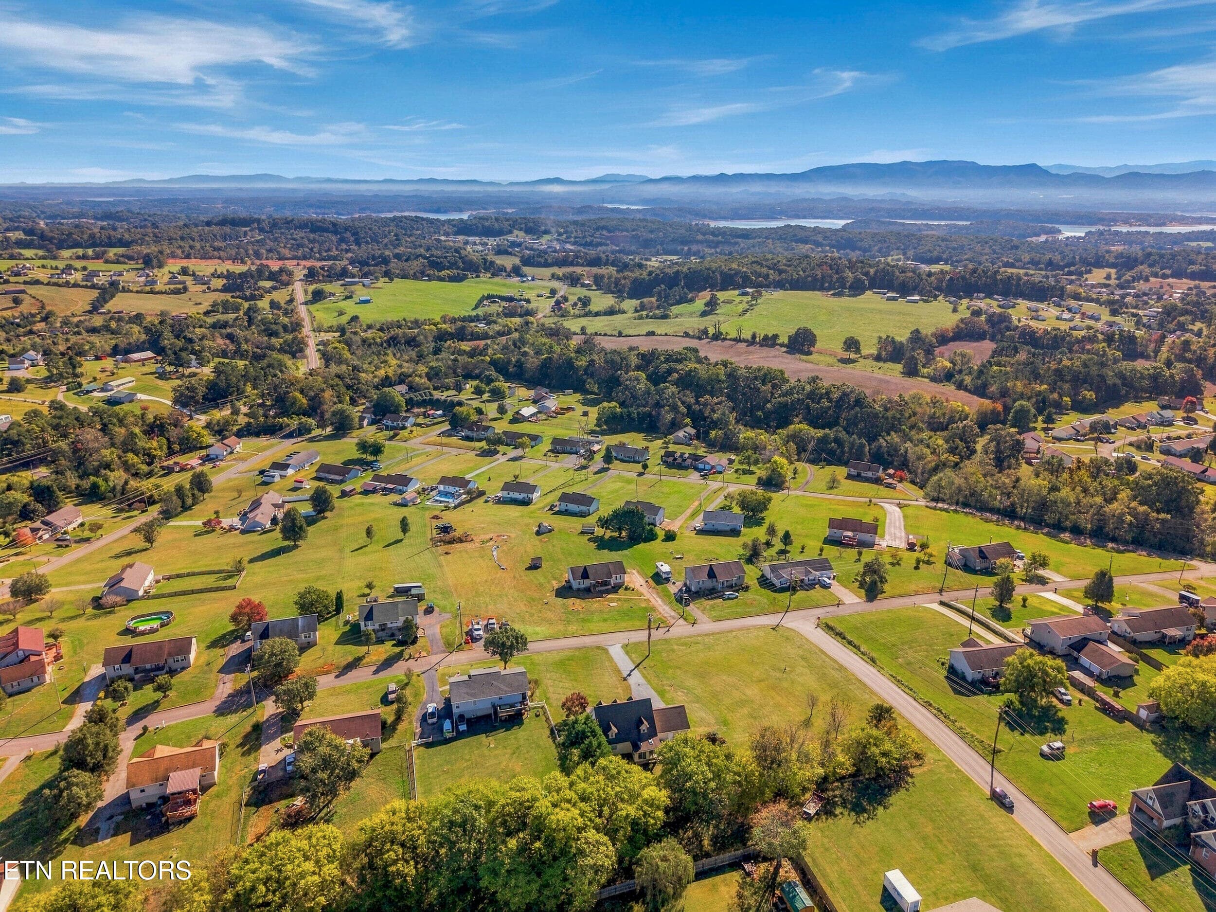 018 - 551 Keene Circle, Dandridge, TN 37725