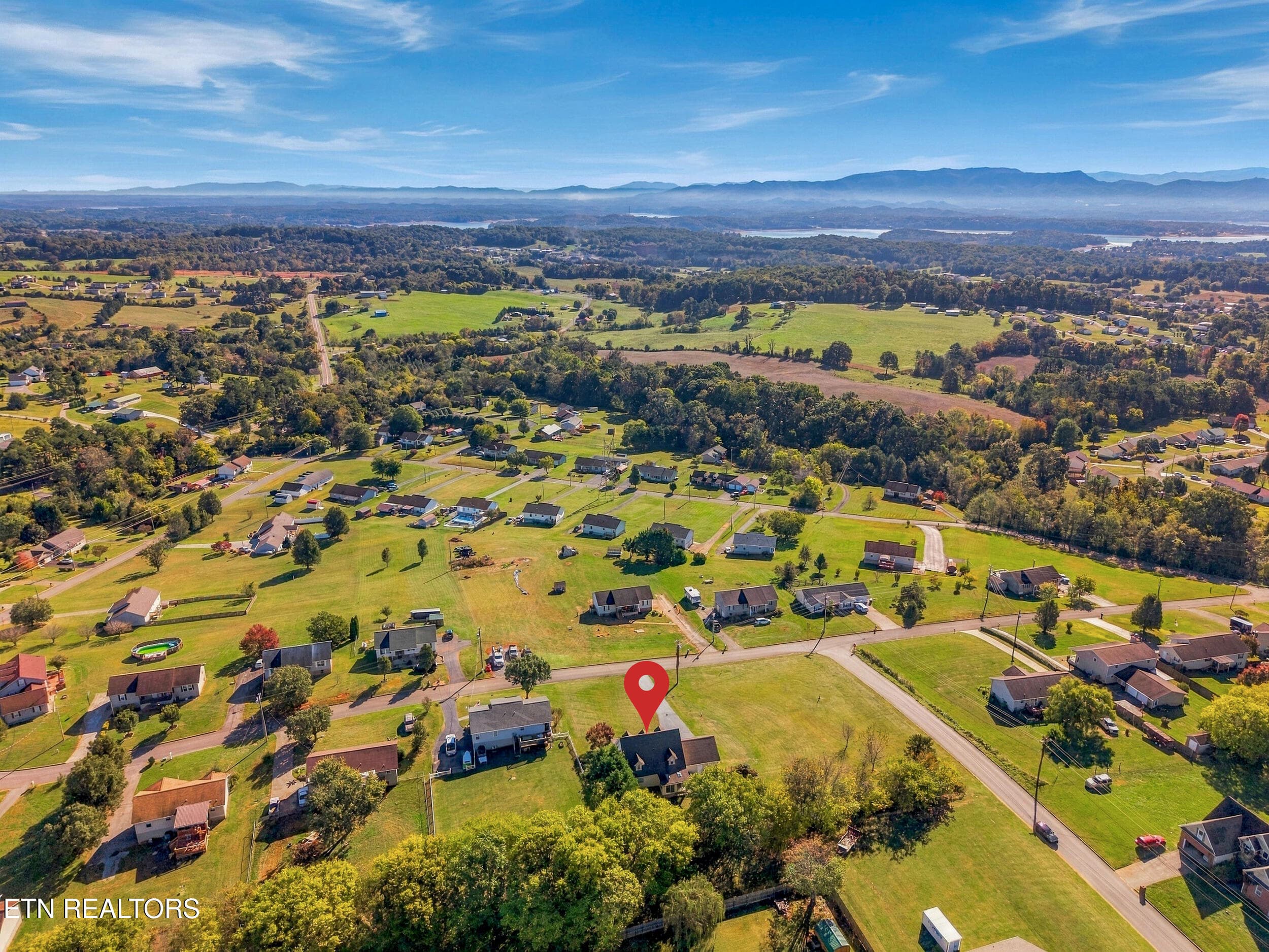 018_location pin - 551 Keene Circle, Dandridge, TN 37725