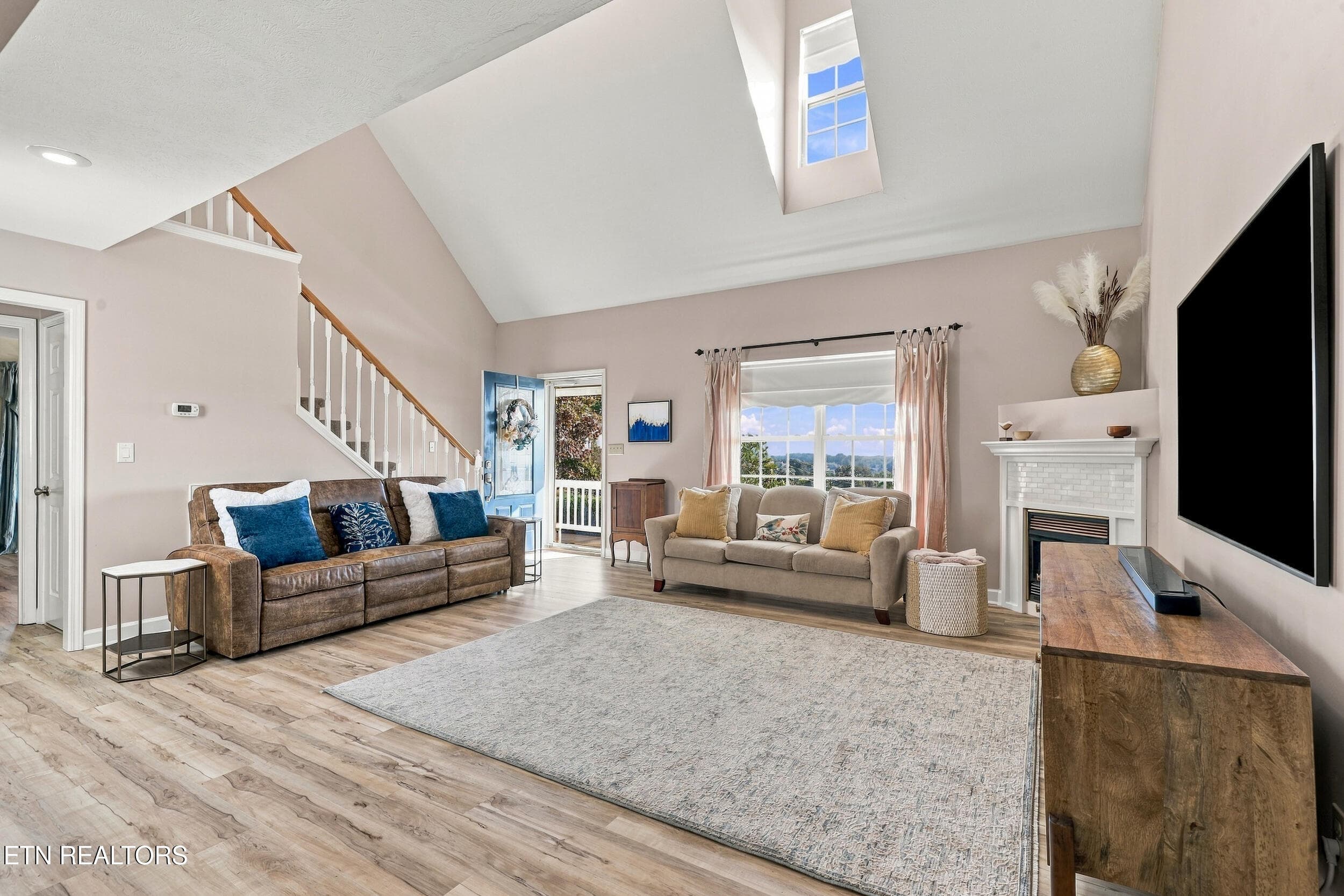 023 - 551 Keene Circle, Dandridge, TN 37725