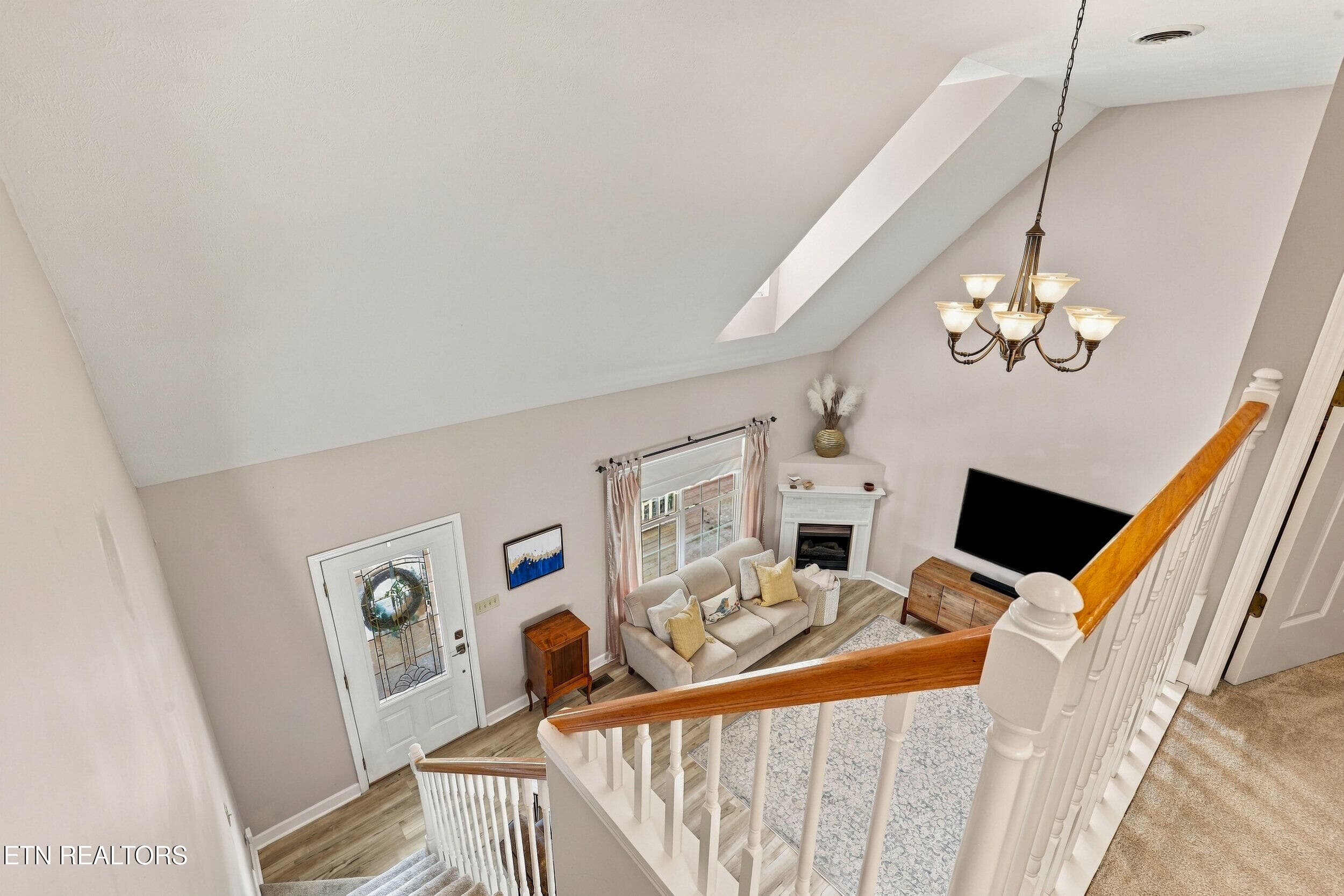 043 - 551 Keene Circle, Dandridge, TN 37725