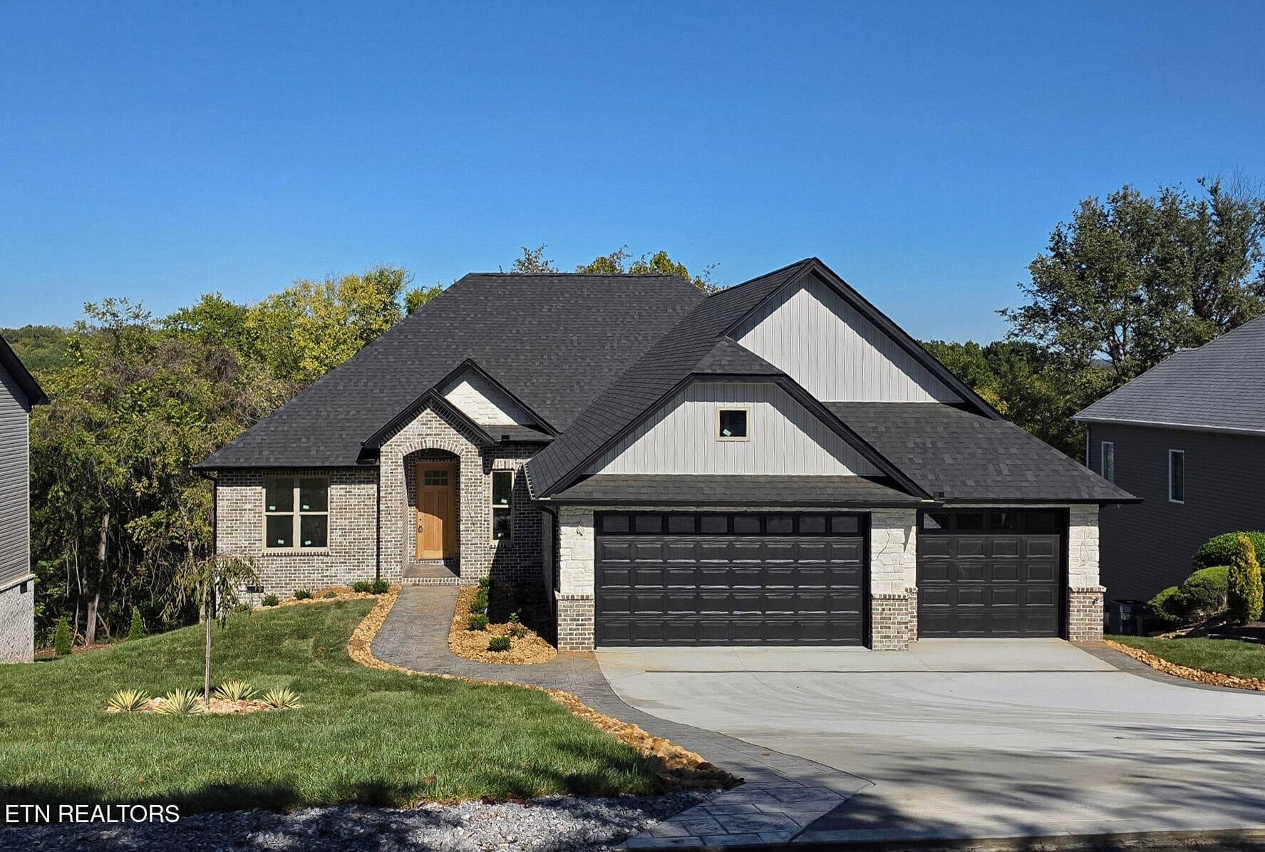 Welcome Home - 257 Ootsima Way, Loudon, TN 37774
