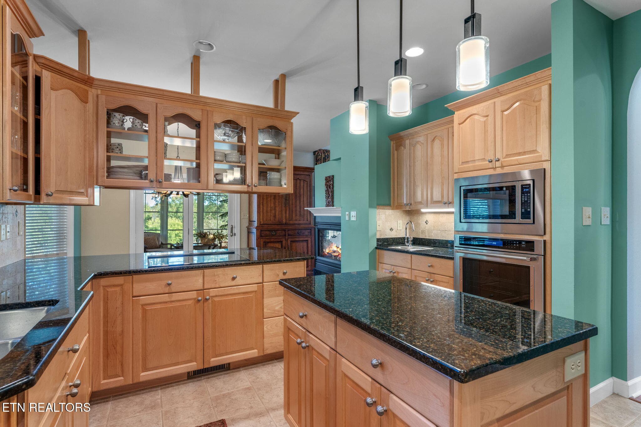 Kitchen - 404 Catoosa Lane, Loudon, TN 37774