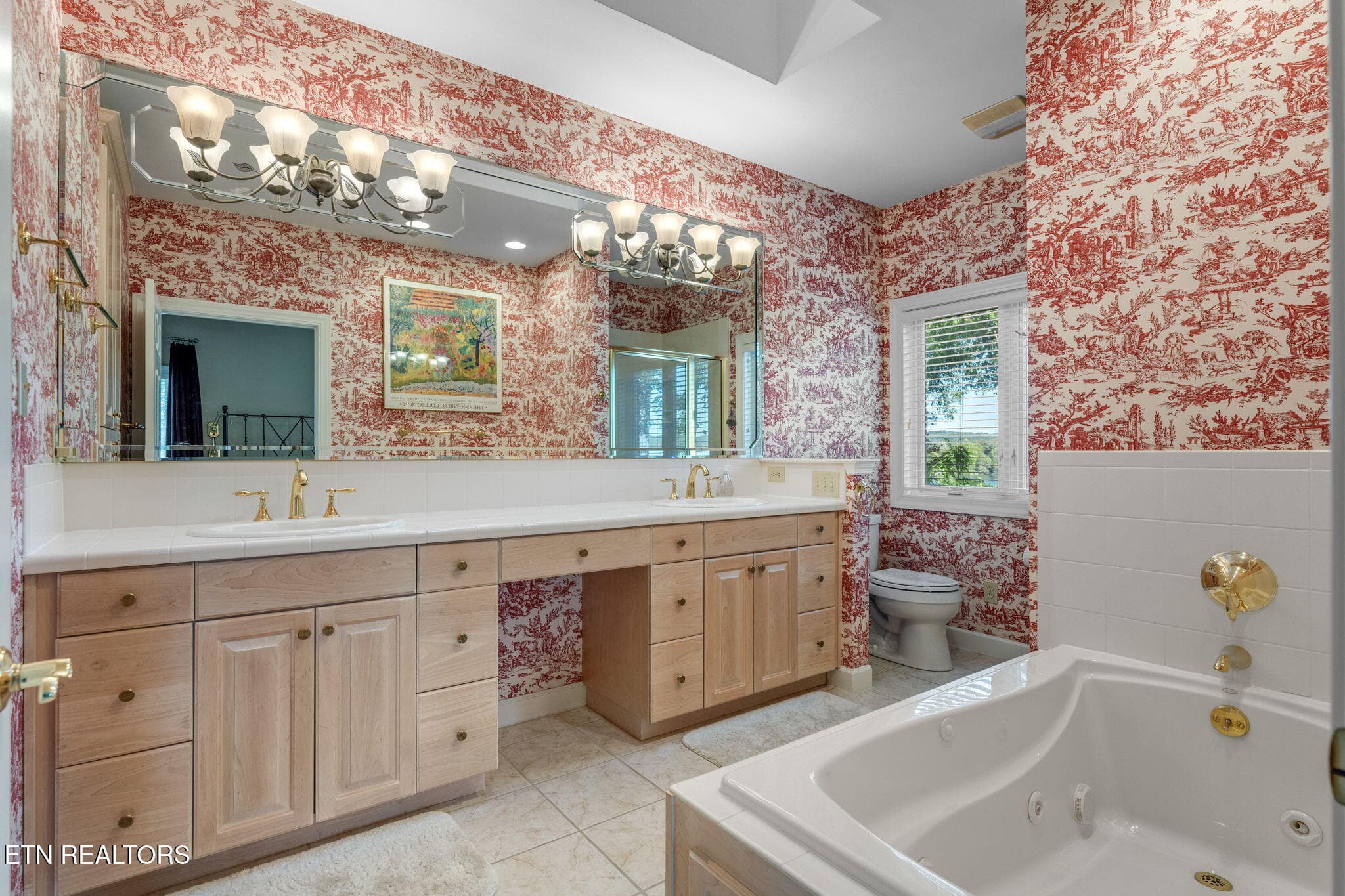Owner's Suite - 404 Catoosa Lane, Loudon, TN 37774