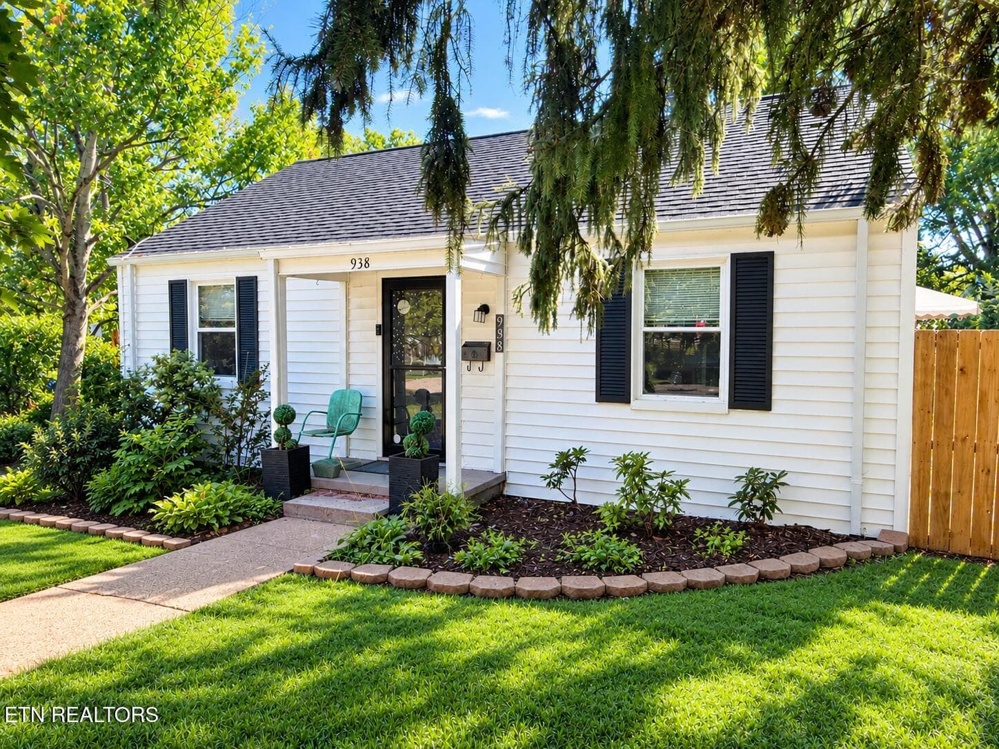 938 Banks Ave, Knoxville, TN 37917
