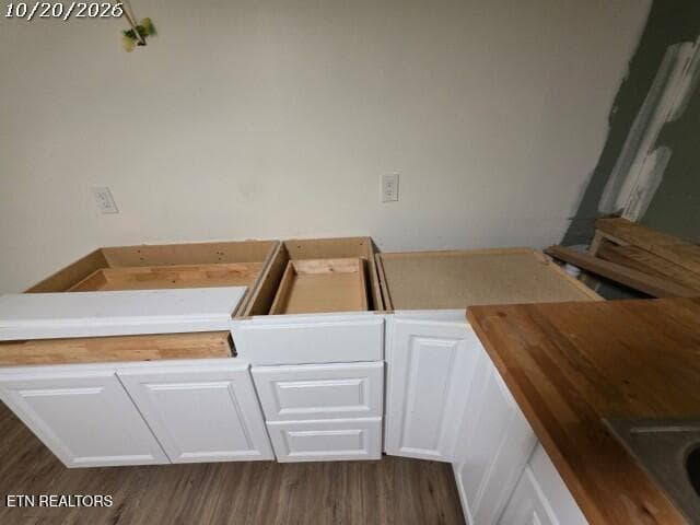 Damage - missing counters - 520 Burns Rd, Knoxville, TN 37914