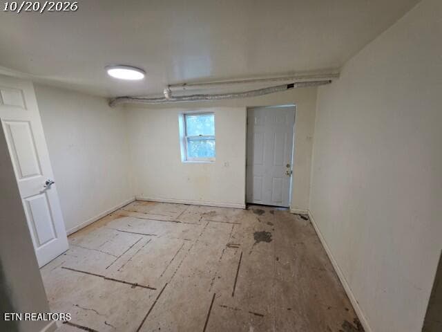 Livingroom - lower - 520 Burns Rd, Knoxville, TN 37914