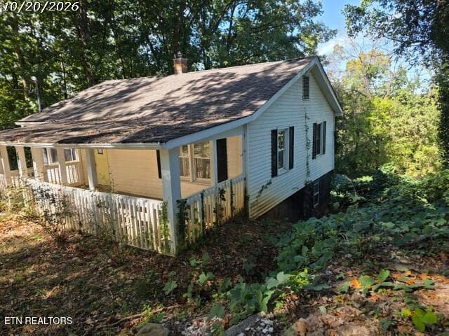 R-side-1 - 520 Burns Rd, Knoxville, TN 37914