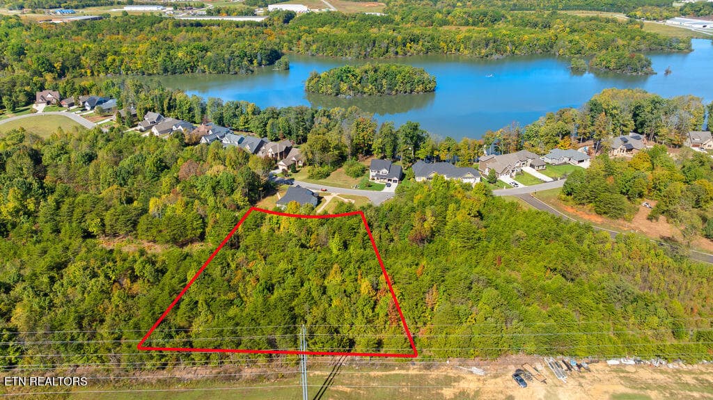 DJI_0879 - Red Wing Drive, Vonore, TN 37885
