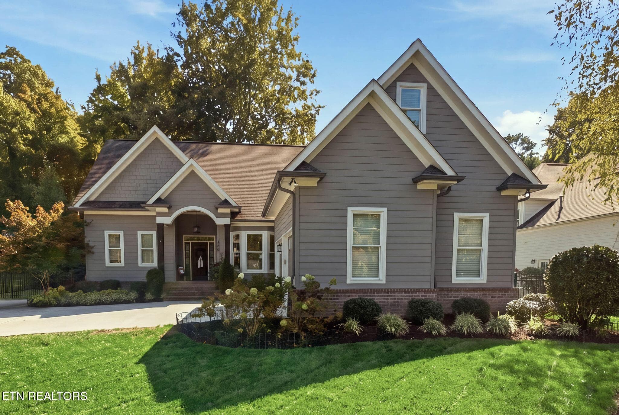 6622 Cherry Drive, Knoxville, TN 37919