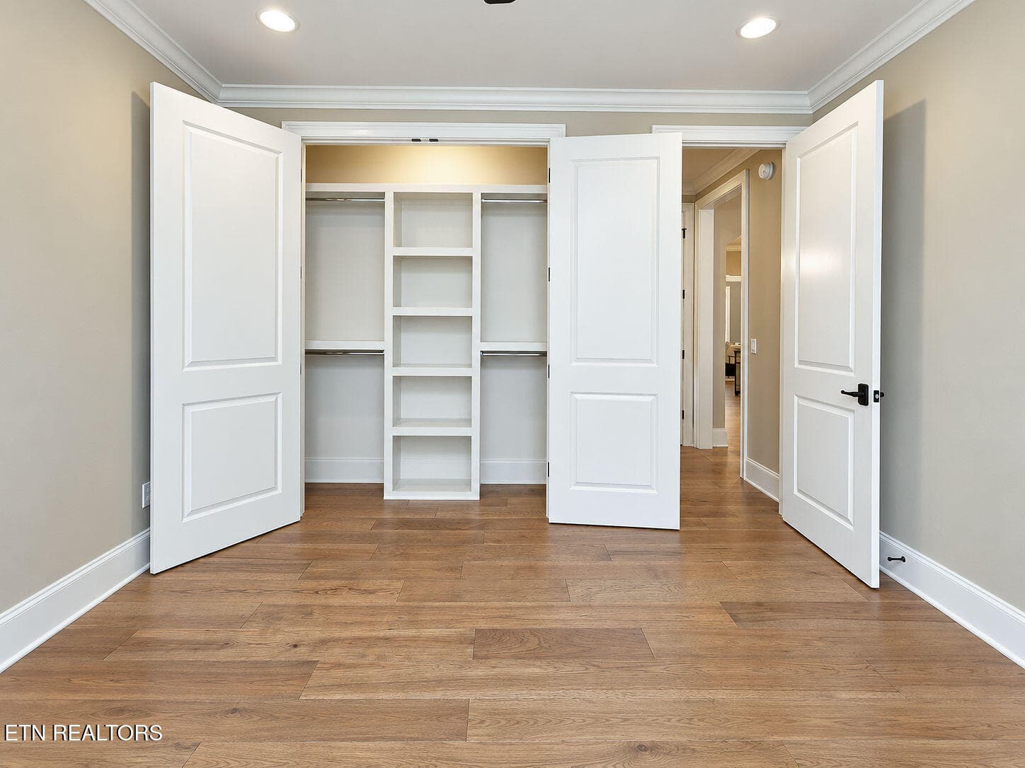 12-16 - 12 Hanover Court, Crossville, TN 38558