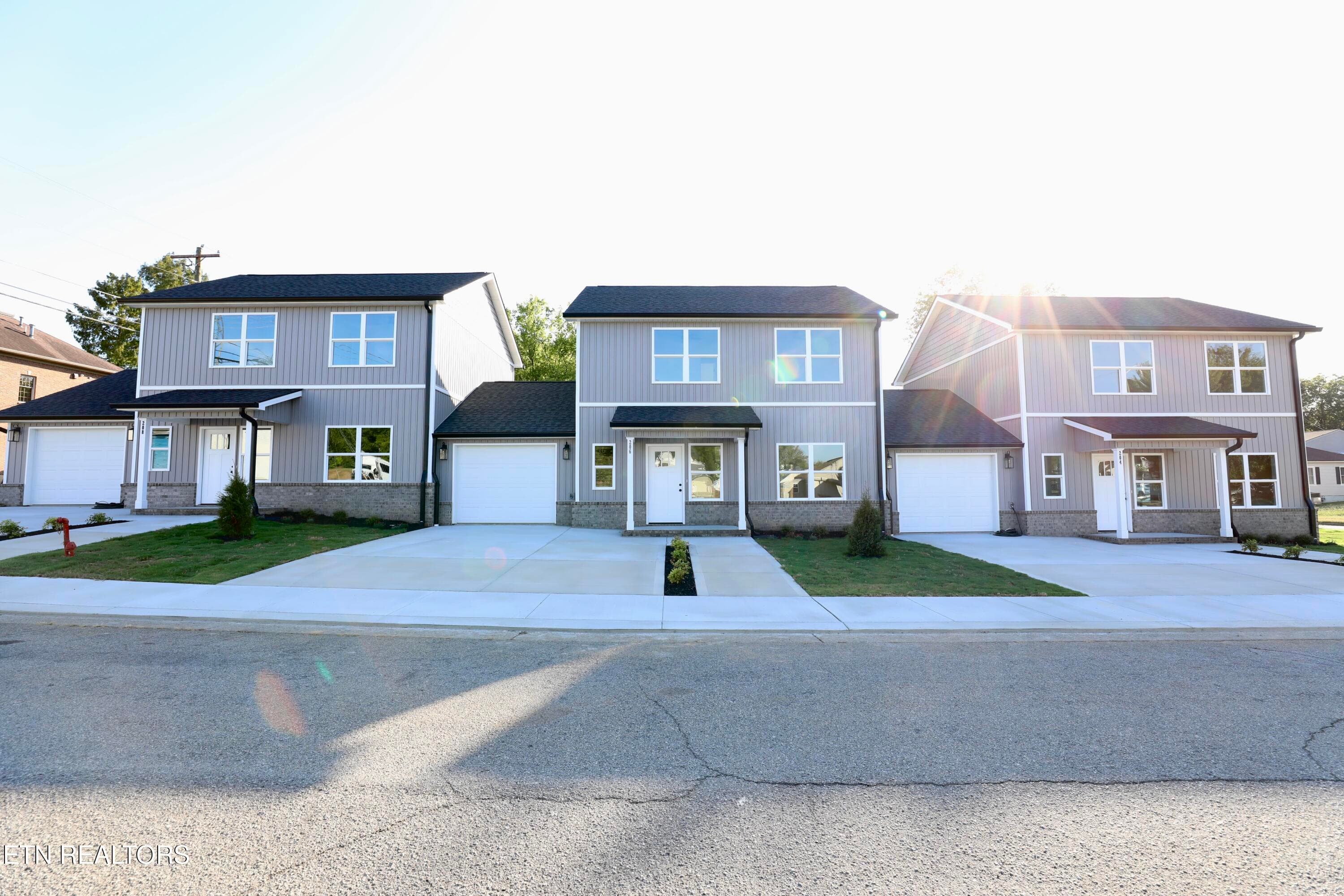 1 - Avenue B 204,206,208, Alcoa, TN 37701