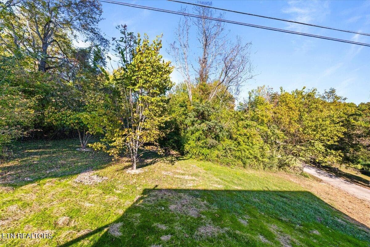 46-811 S 15th St - 811 S 15th St, LaFollette, TN 37766