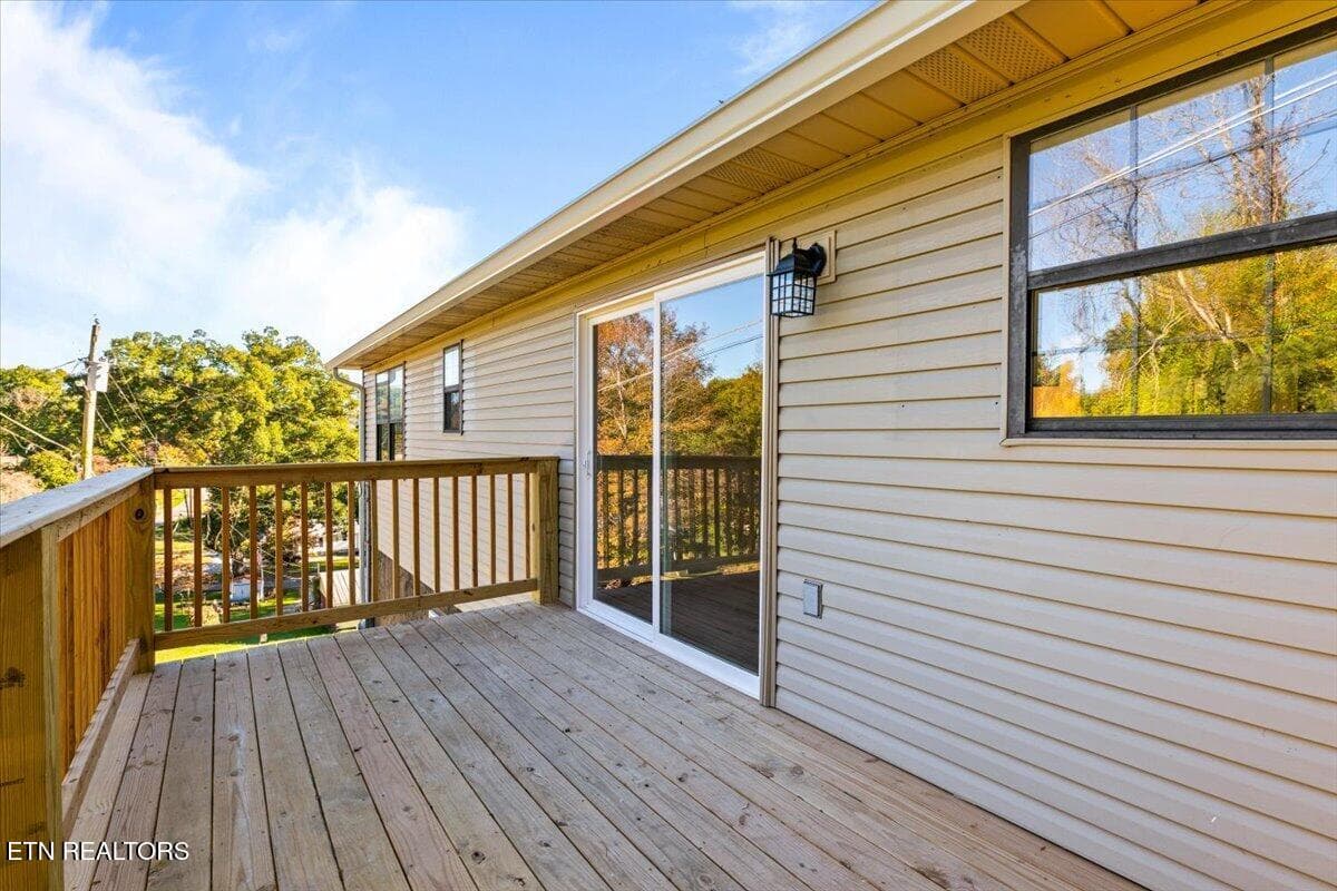 47-811 S 15th St - 811 S 15th St, LaFollette, TN 37766