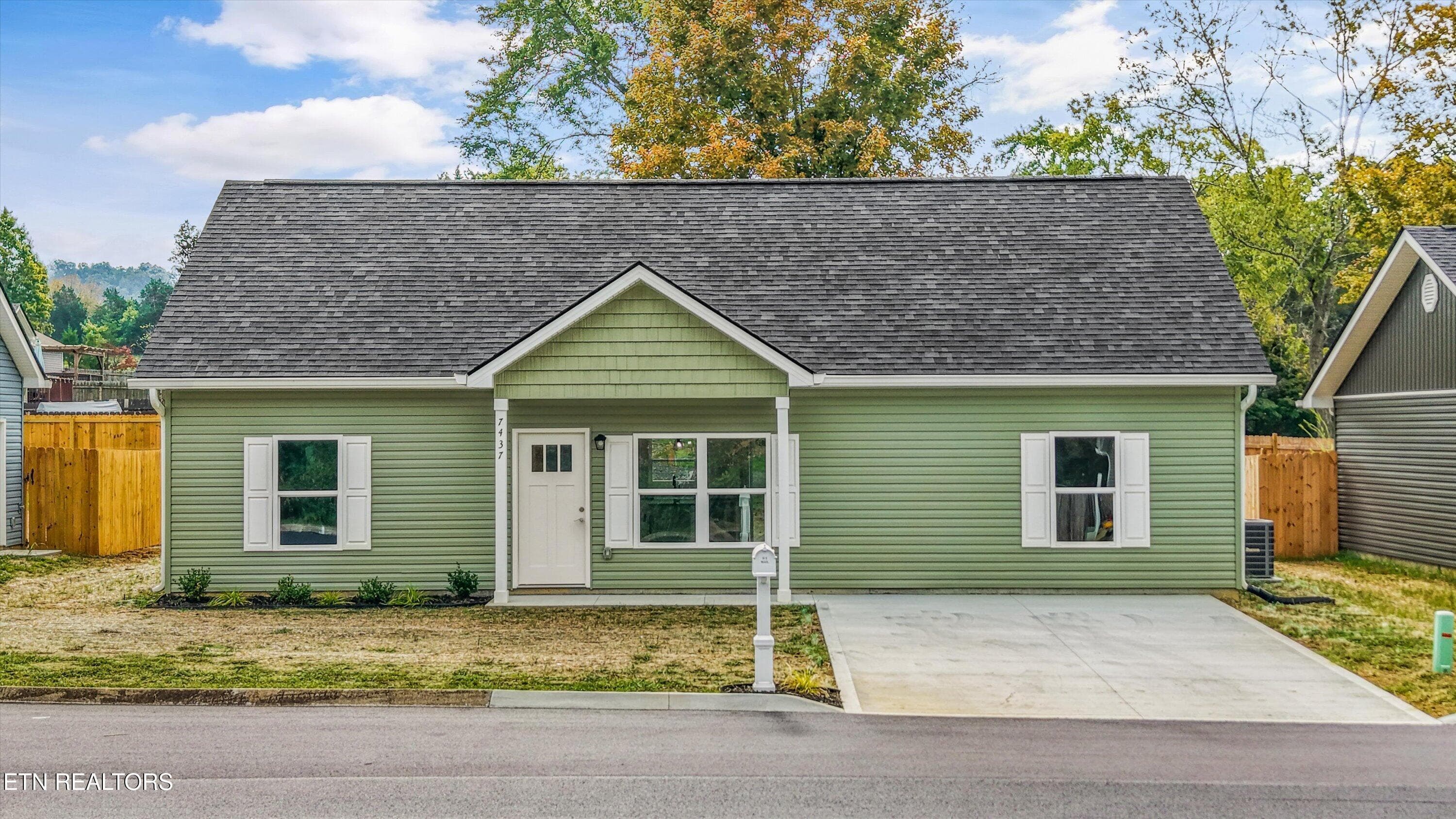7437 Cascade Meadows Way, Knoxville, TN 37918
