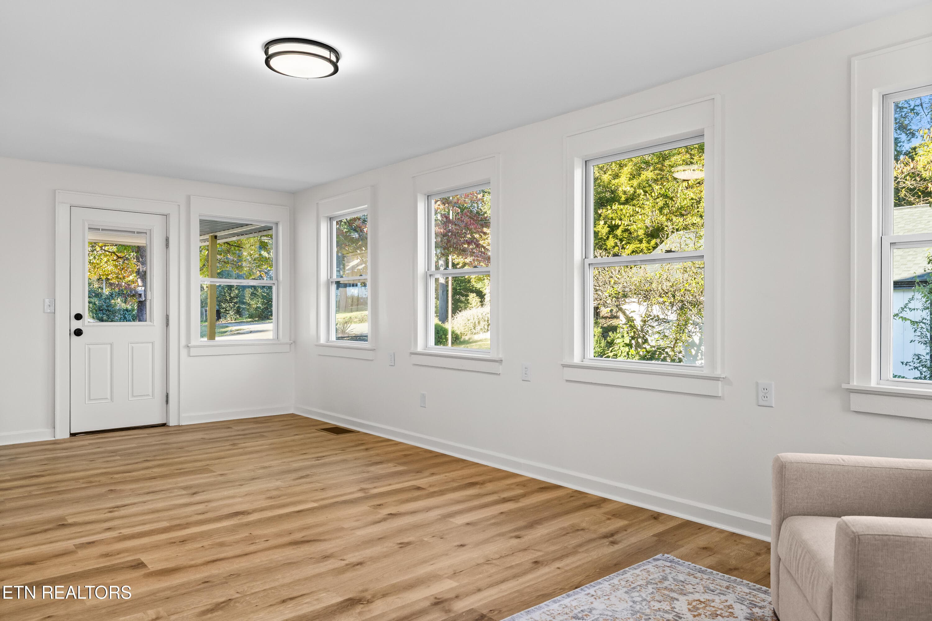 Sunroom - 4610 Green Rd, Maryville, TN 37804
