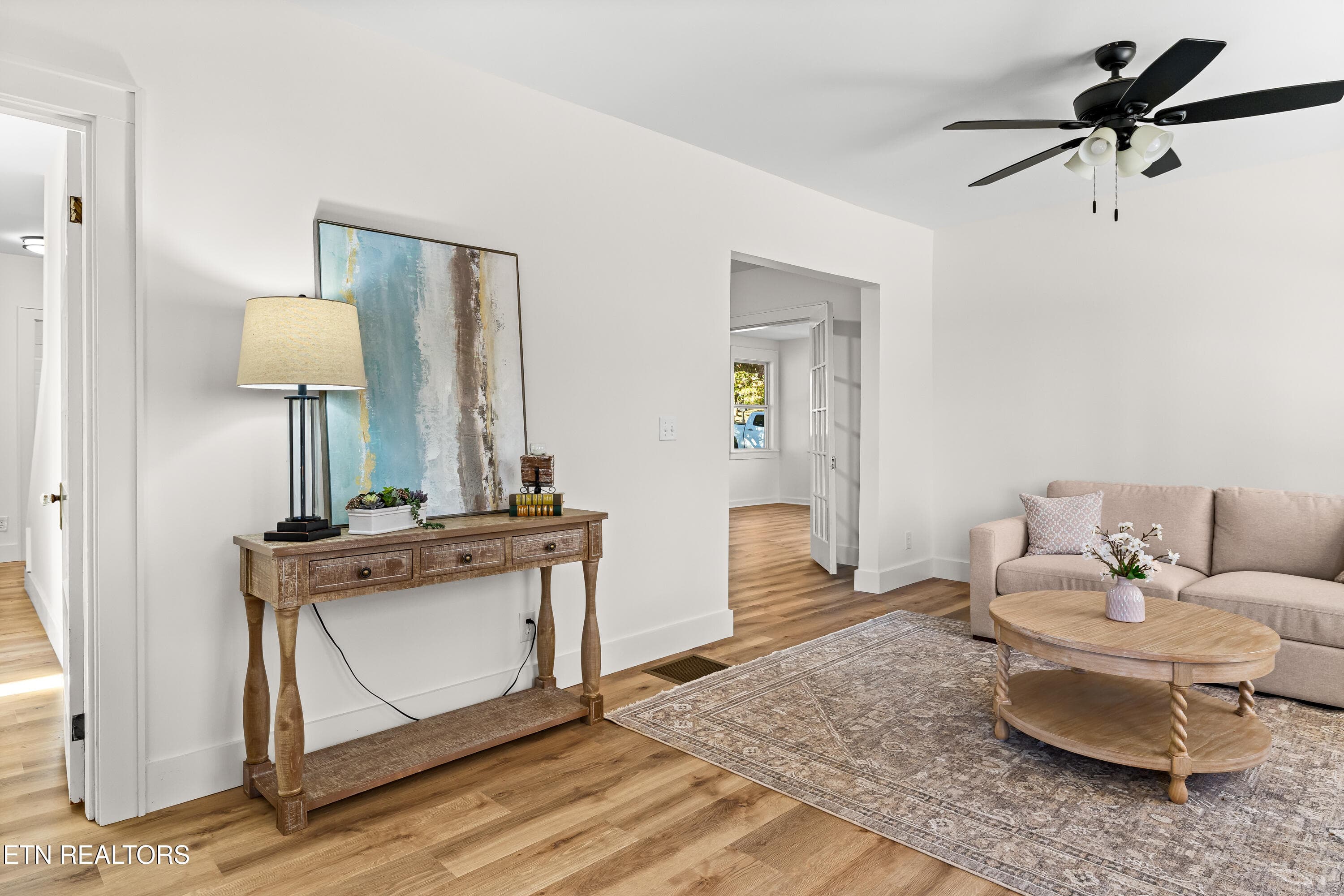 Family Room - 4610 Green Rd, Maryville, TN 37804