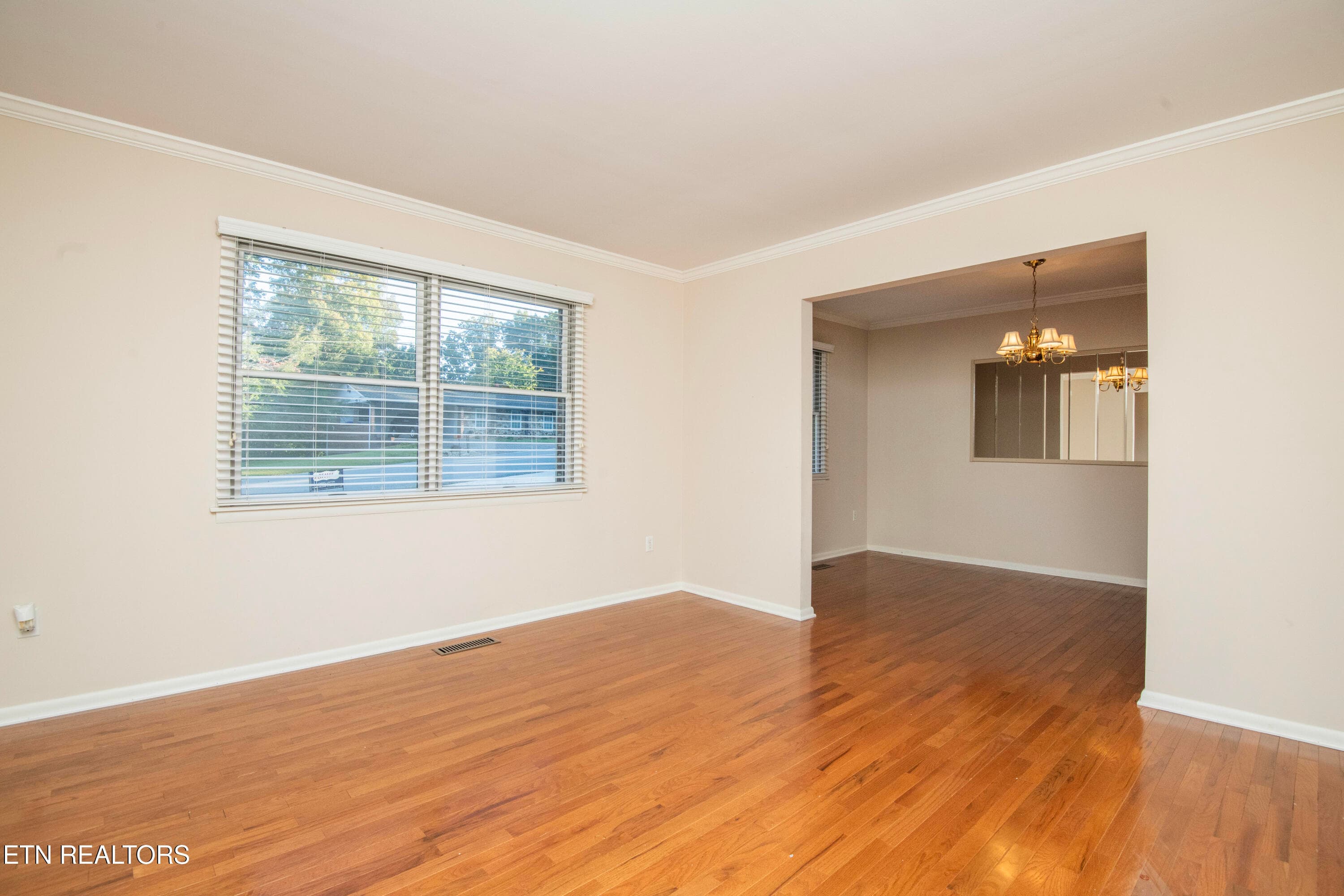 den 2 - 106 Circle Drive, Harriman, TN 37748