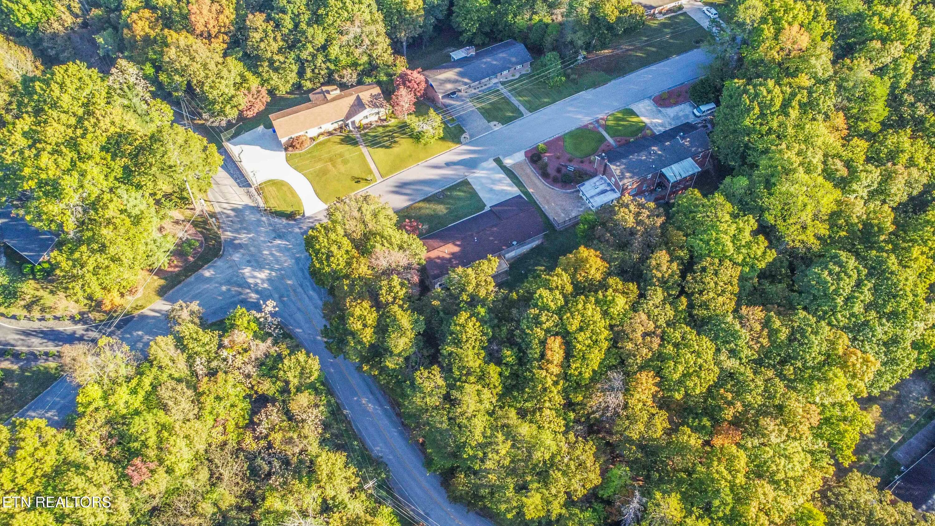 drone 5_1 - 106 Circle Drive, Harriman, TN 37748