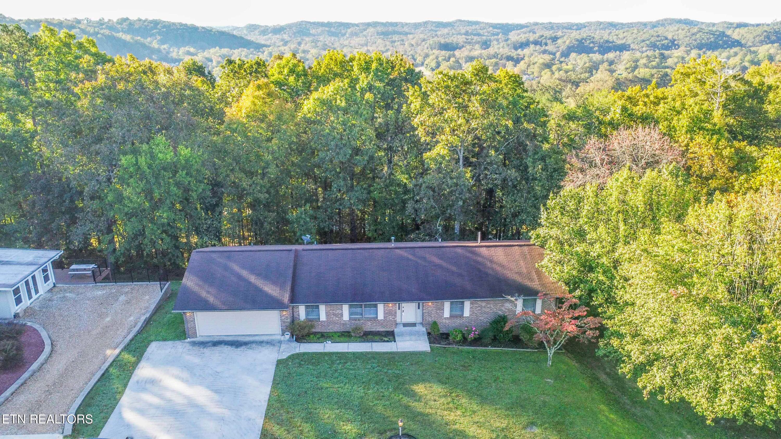 drone 8_1 - 106 Circle Drive, Harriman, TN 37748