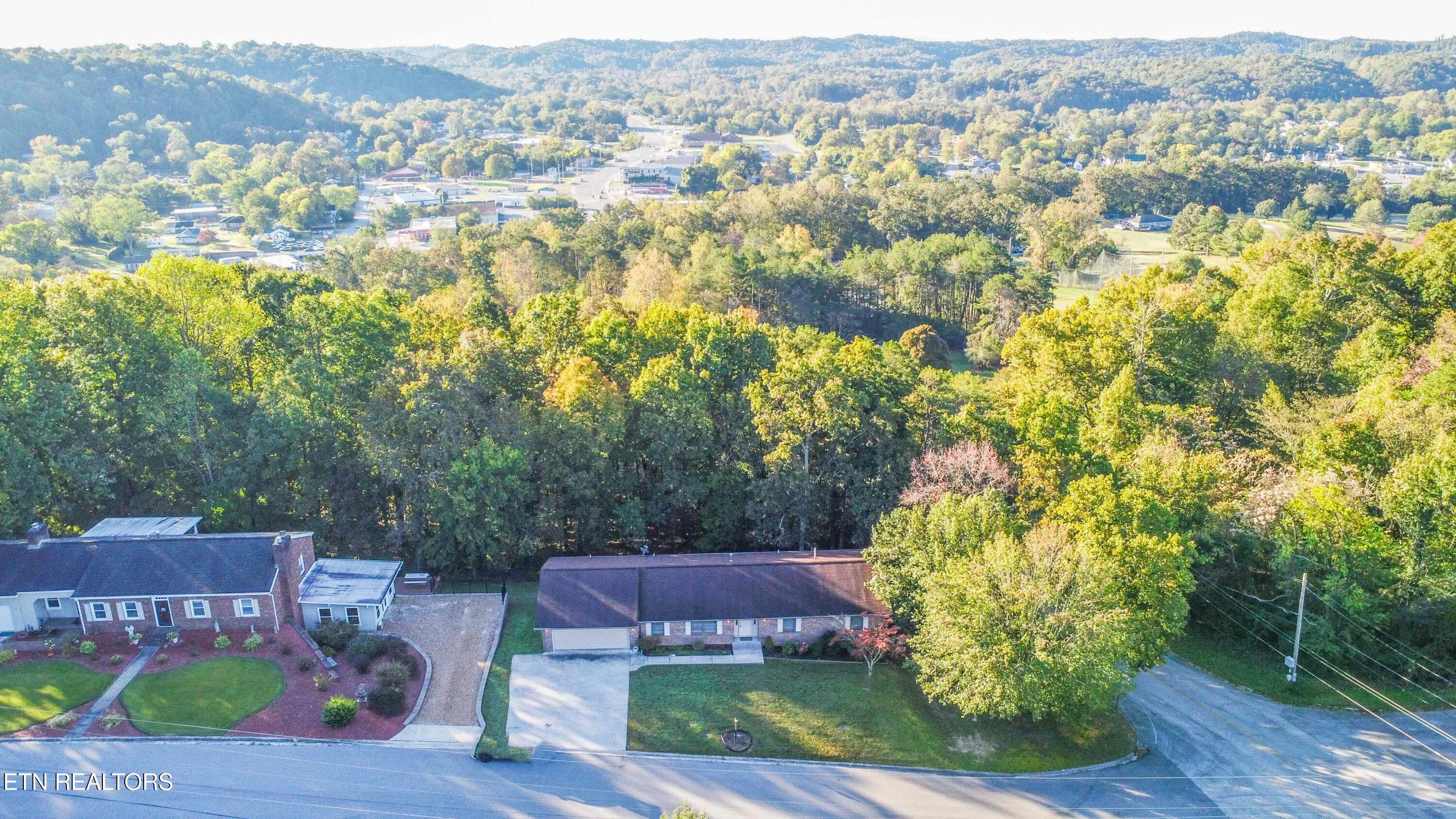drone 9_1 - 106 Circle Drive, Harriman, TN 37748