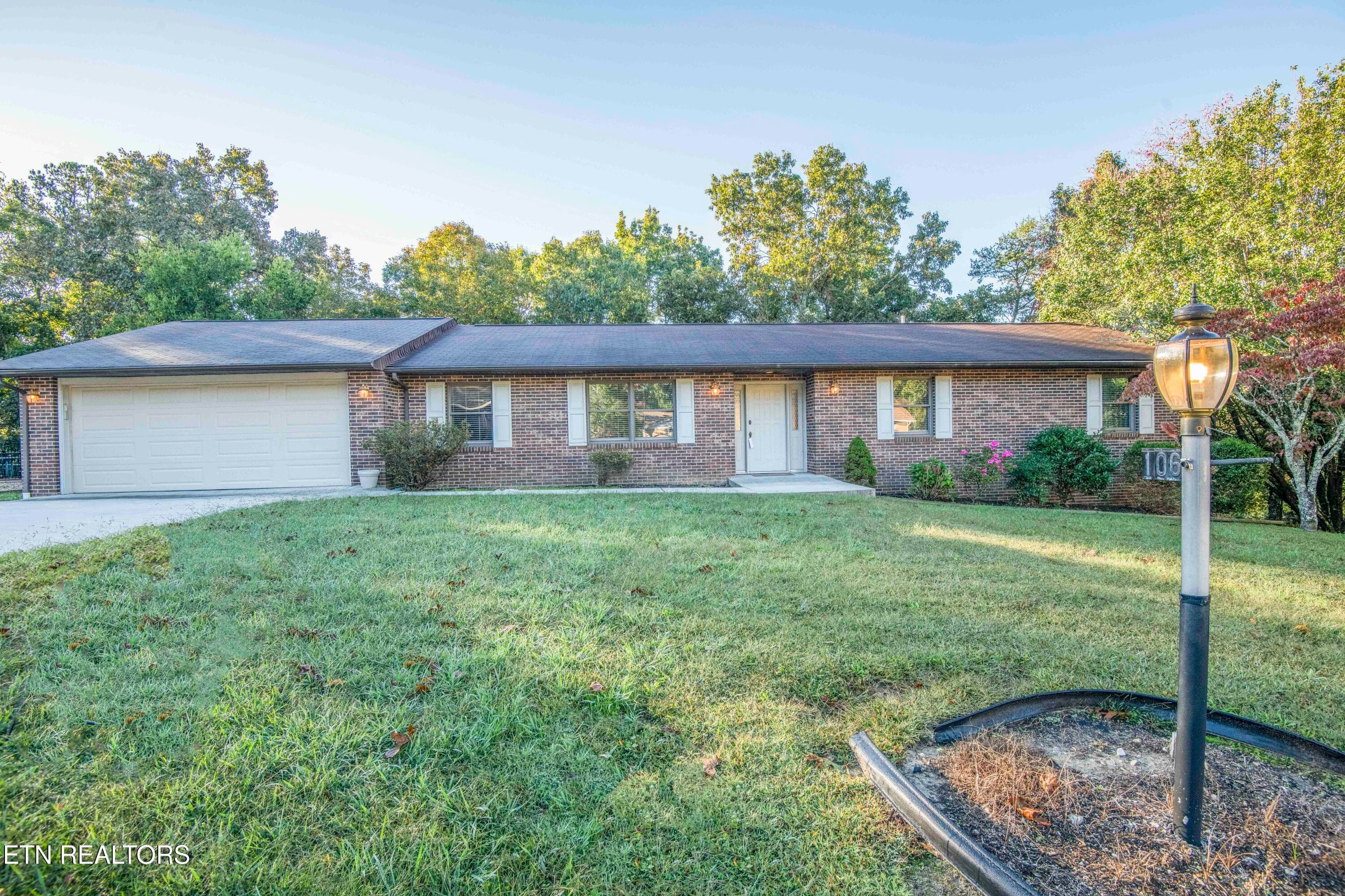exterior 1_1 - 106 Circle Drive, Harriman, TN 37748