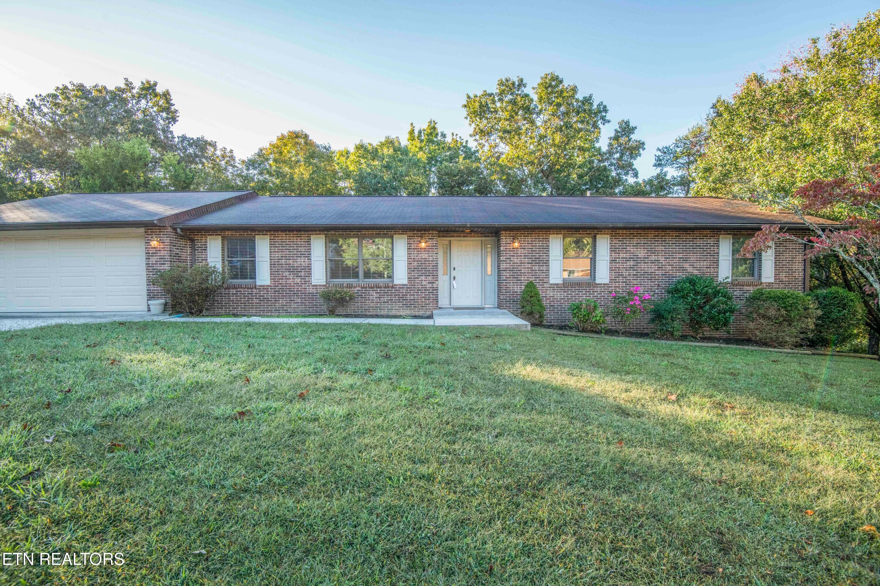 exterior_1 - 106 Circle Drive, Harriman, TN 37748