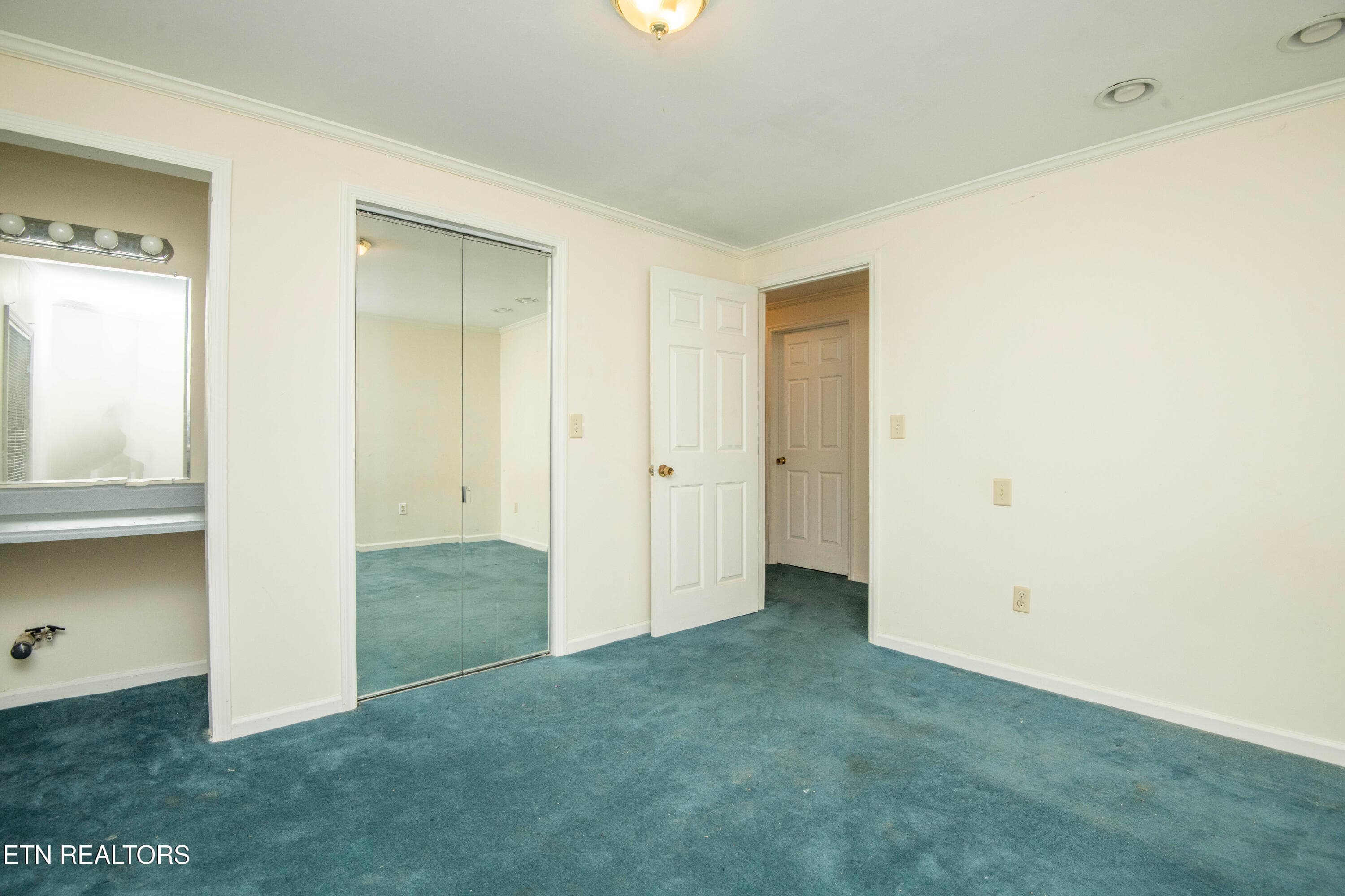second bed - 106 Circle Drive, Harriman, TN 37748