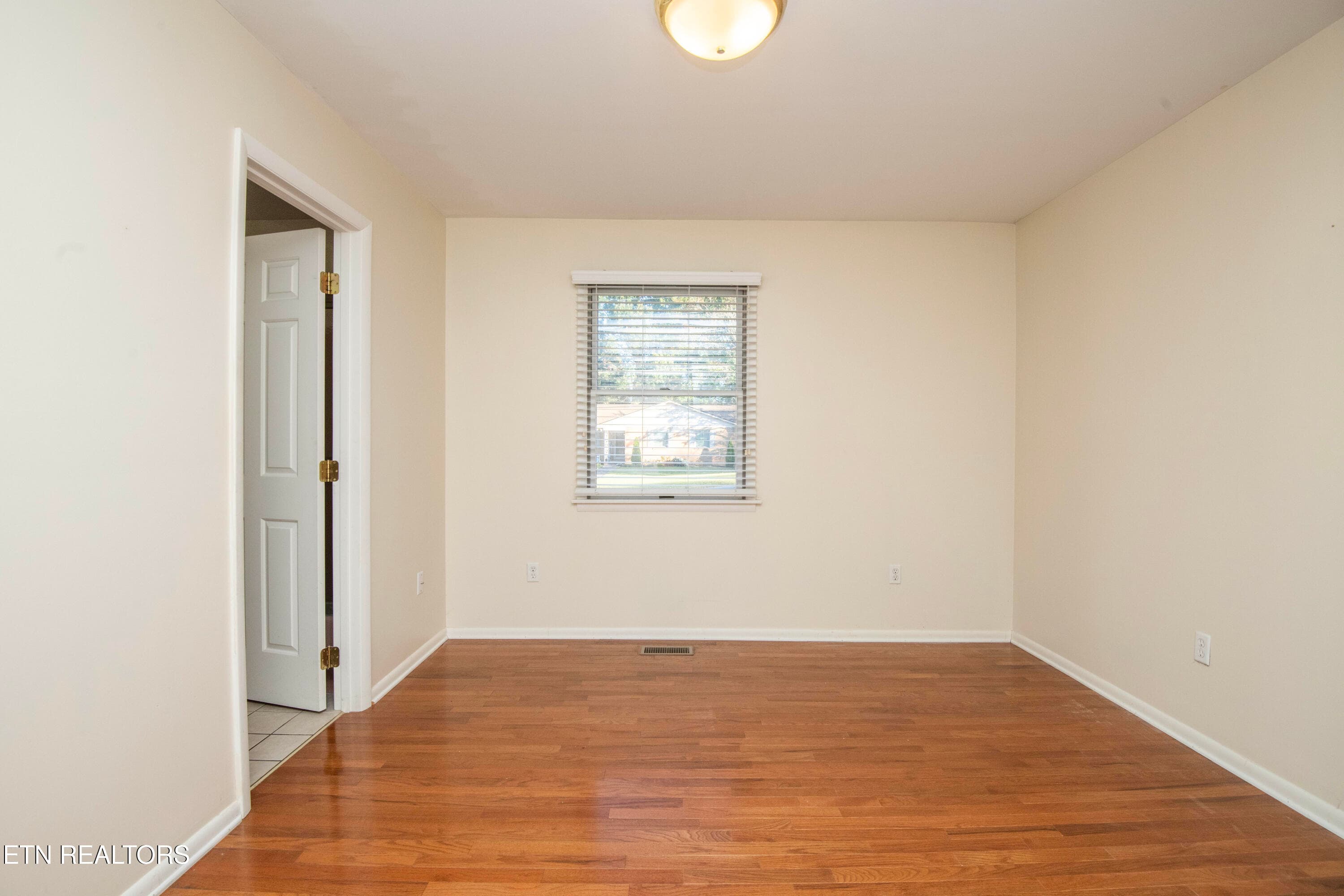 third bed 2 - 106 Circle Drive, Harriman, TN 37748