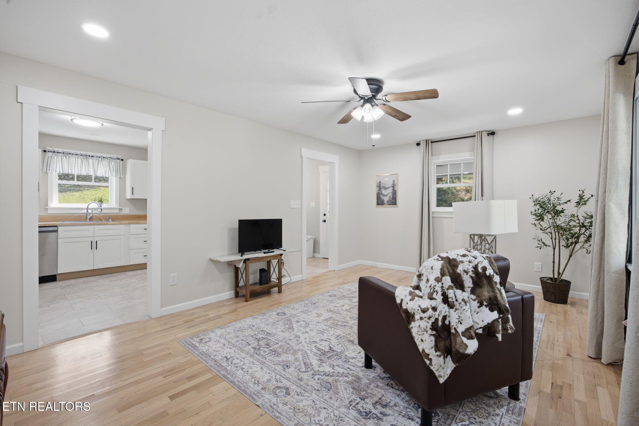 7-web-or-mls-1284-Sulphur-Springs-Rd-07 - 1284 Sulphur Springs Rd, Clinton, TN 37716