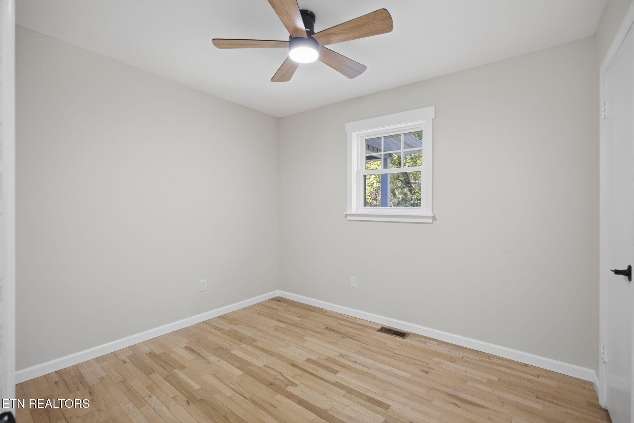 16-web-or-mls-1284-Sulphur-Springs-Rd-16 - 1284 Sulphur Springs Rd, Clinton, TN 37716