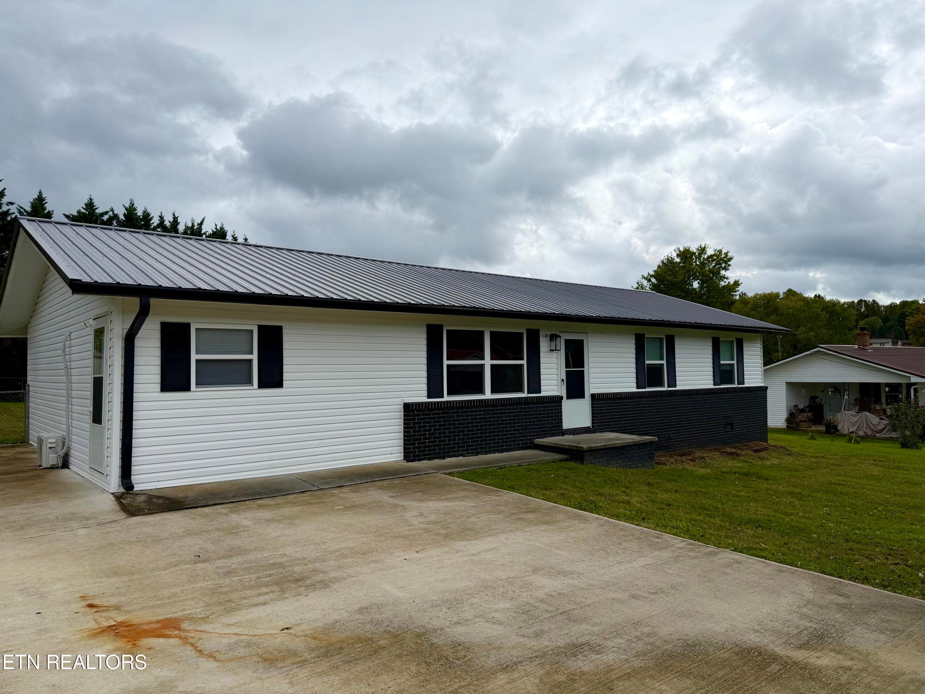 IMG_6856 - 151 Jaynes Rd, Tazewell, TN 37879