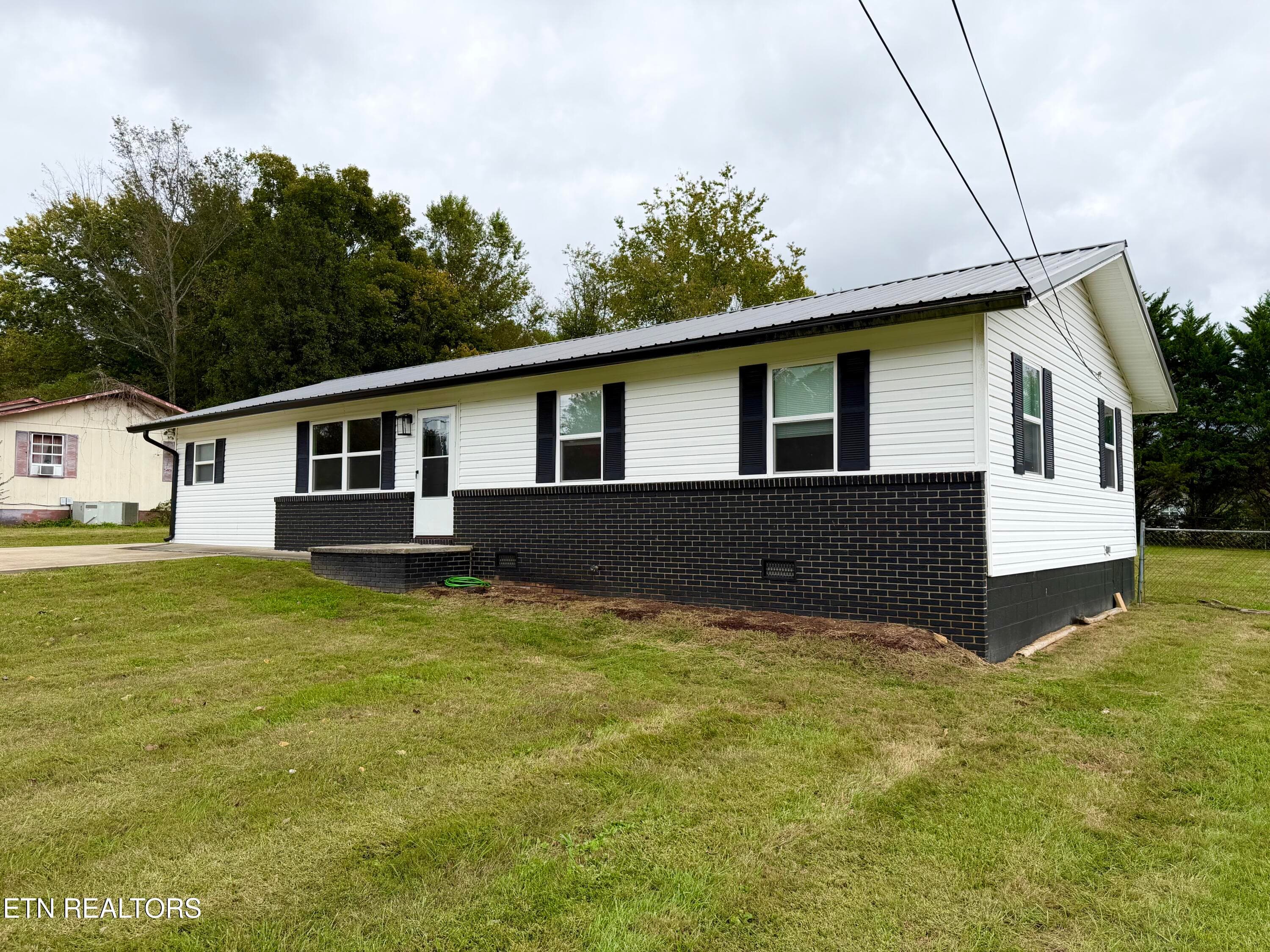IMG_6859 - 151 Jaynes Rd, Tazewell, TN 37879