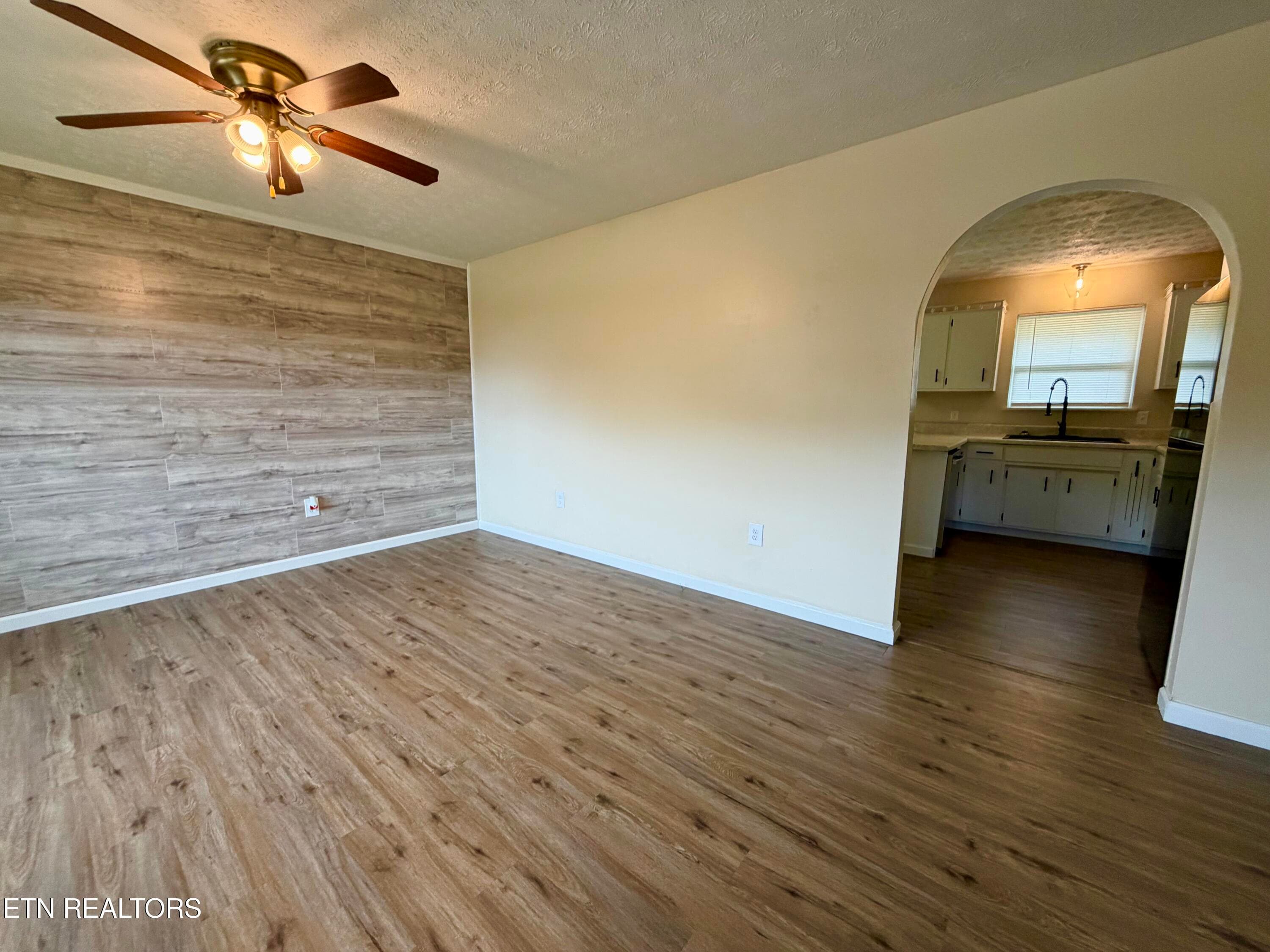 IMG_6872 - 151 Jaynes Rd, Tazewell, TN 37879