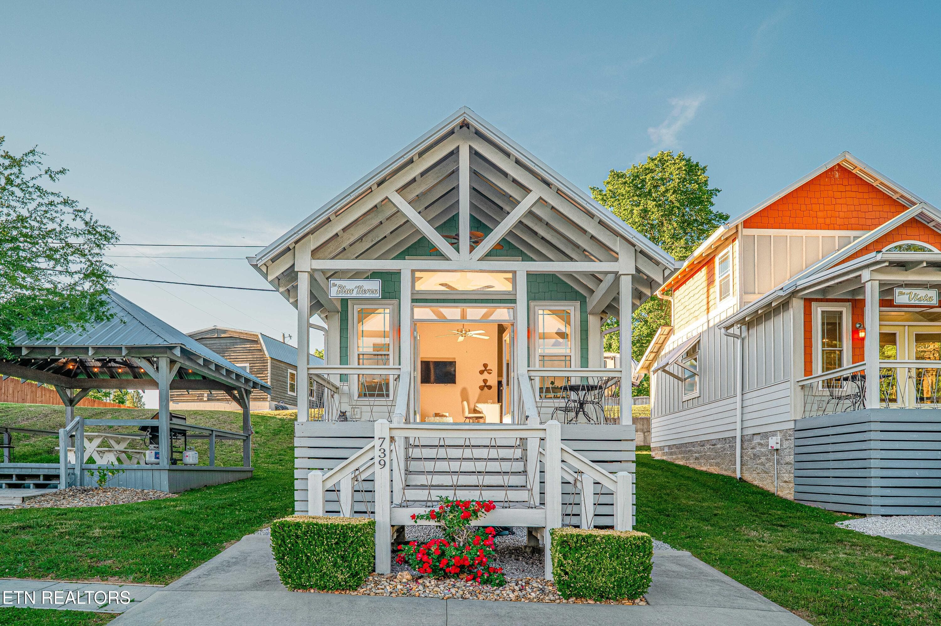 Axe_and_Arrow_Media_Jacksboro_Cottages-3 - 739 Indian River Boat Dock Rd, Jacksboro, TN 37757