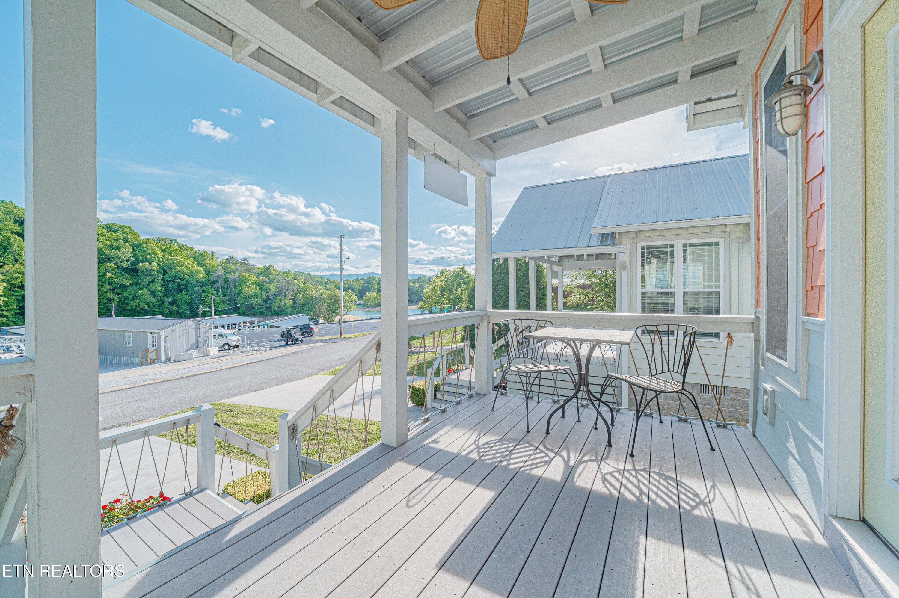 Axe_and_Arrow_Media_Jacksboro_Cottages-5 - 739 Indian River Boat Dock Rd, Jacksboro, TN 37757